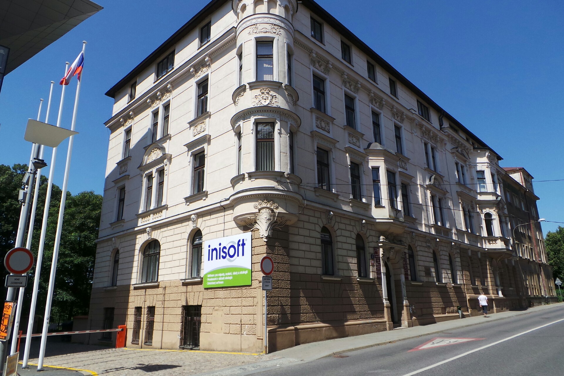 Wolters Kluwer | INISOFT