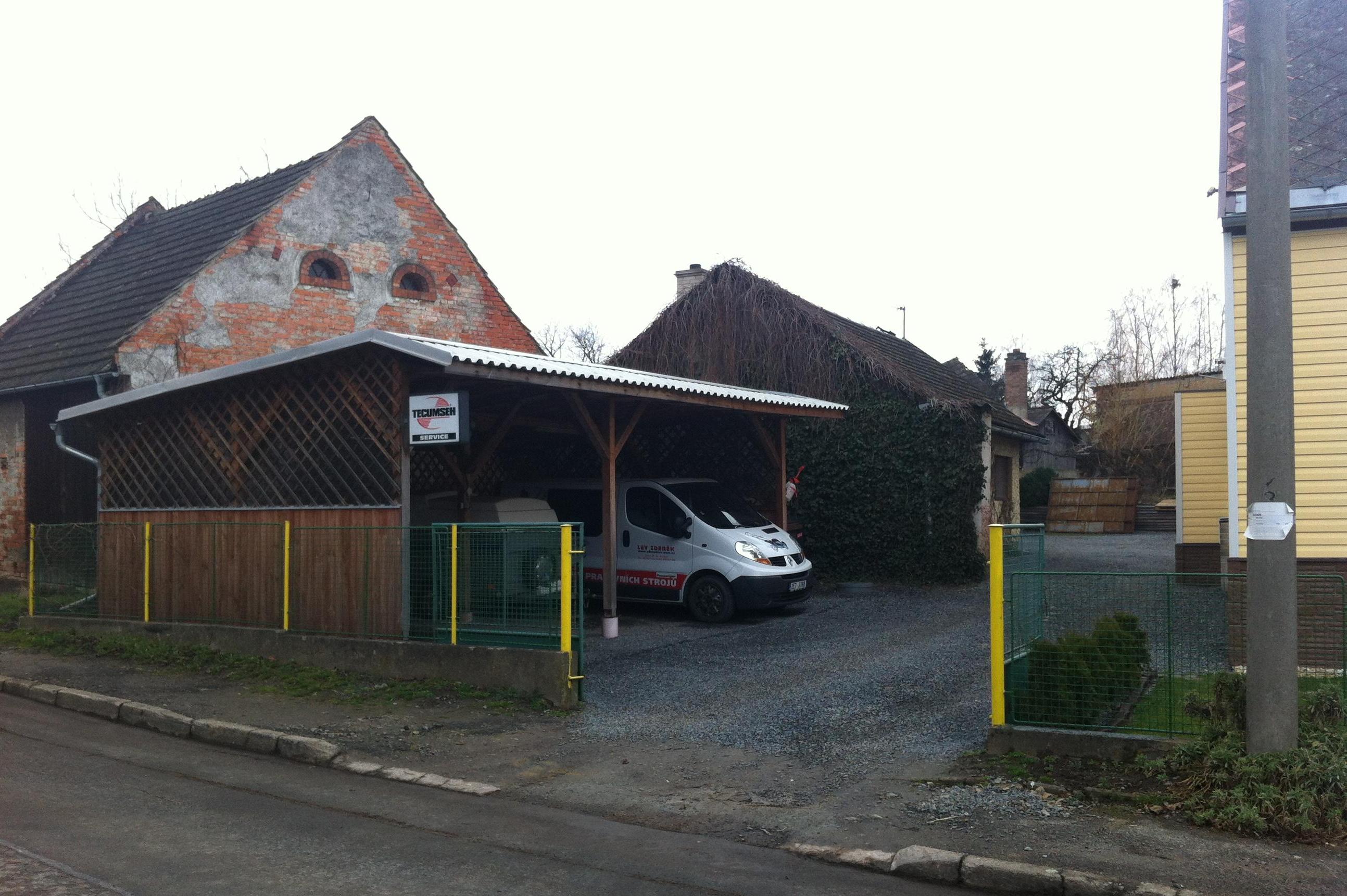 Opravy pracovních strojů - Zdeněk Lev