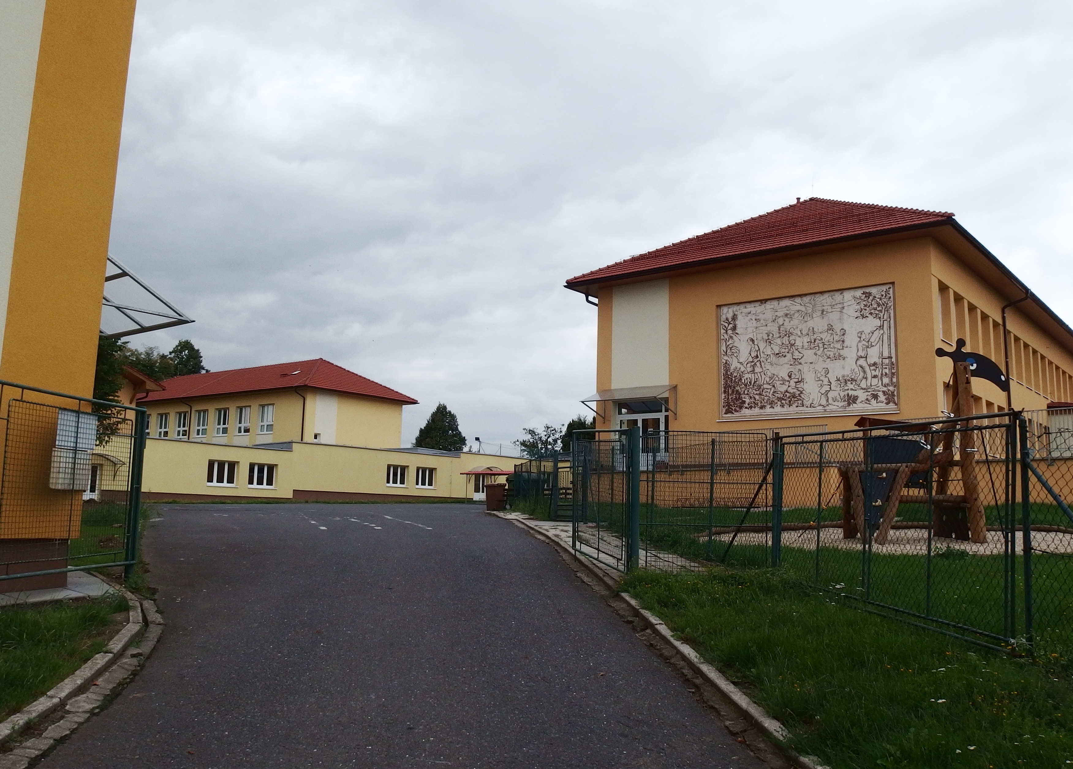 Základní škola a mateřská škola Bohuslavice