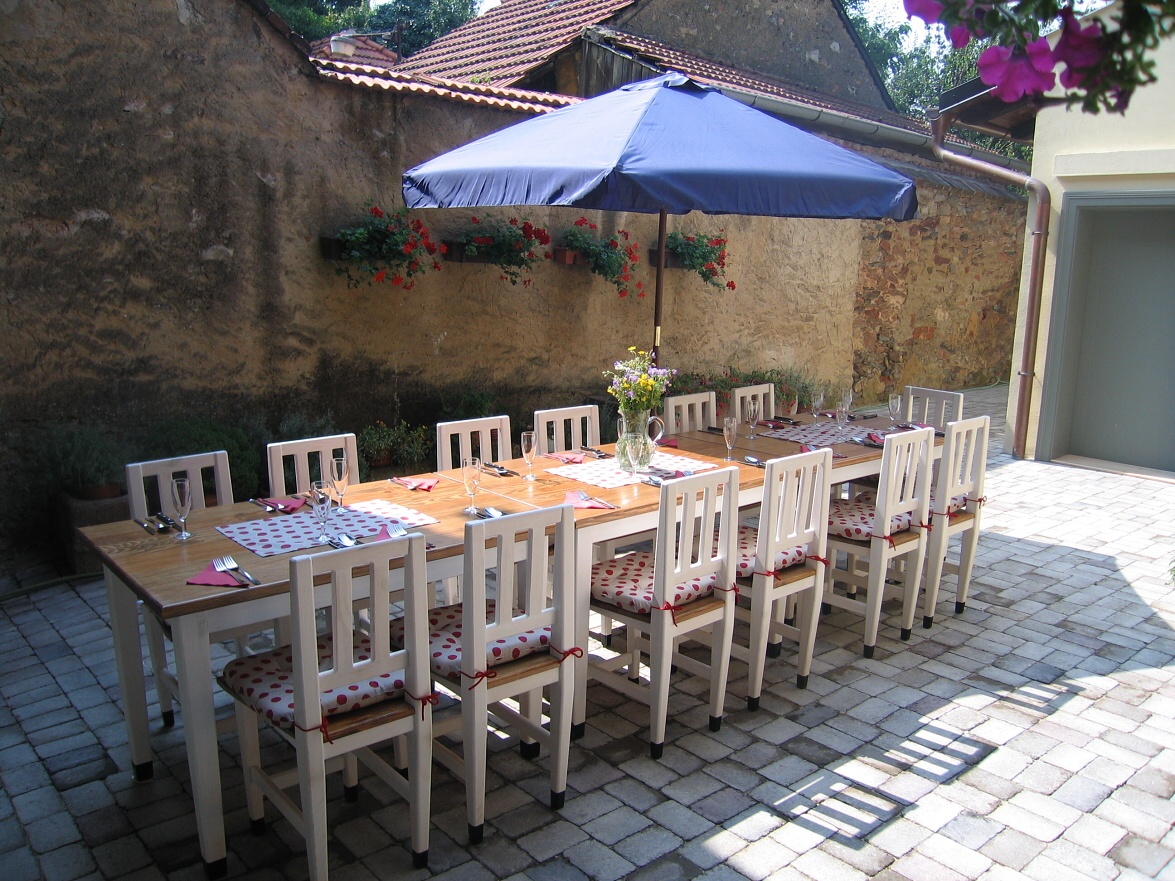Restaurace-kavárna Jenom tak... foto 4