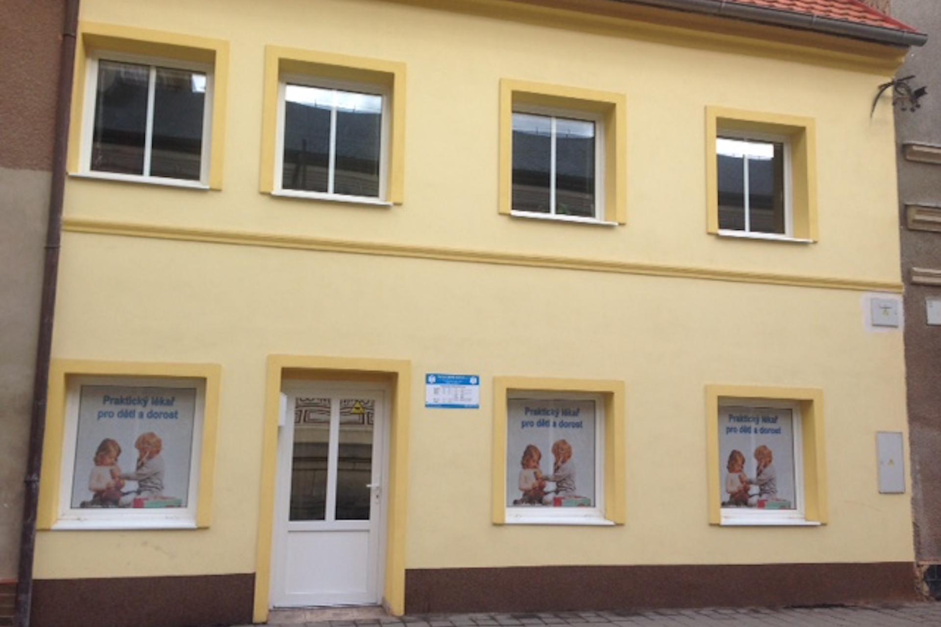 Mgr. MUDr. Jana Králová