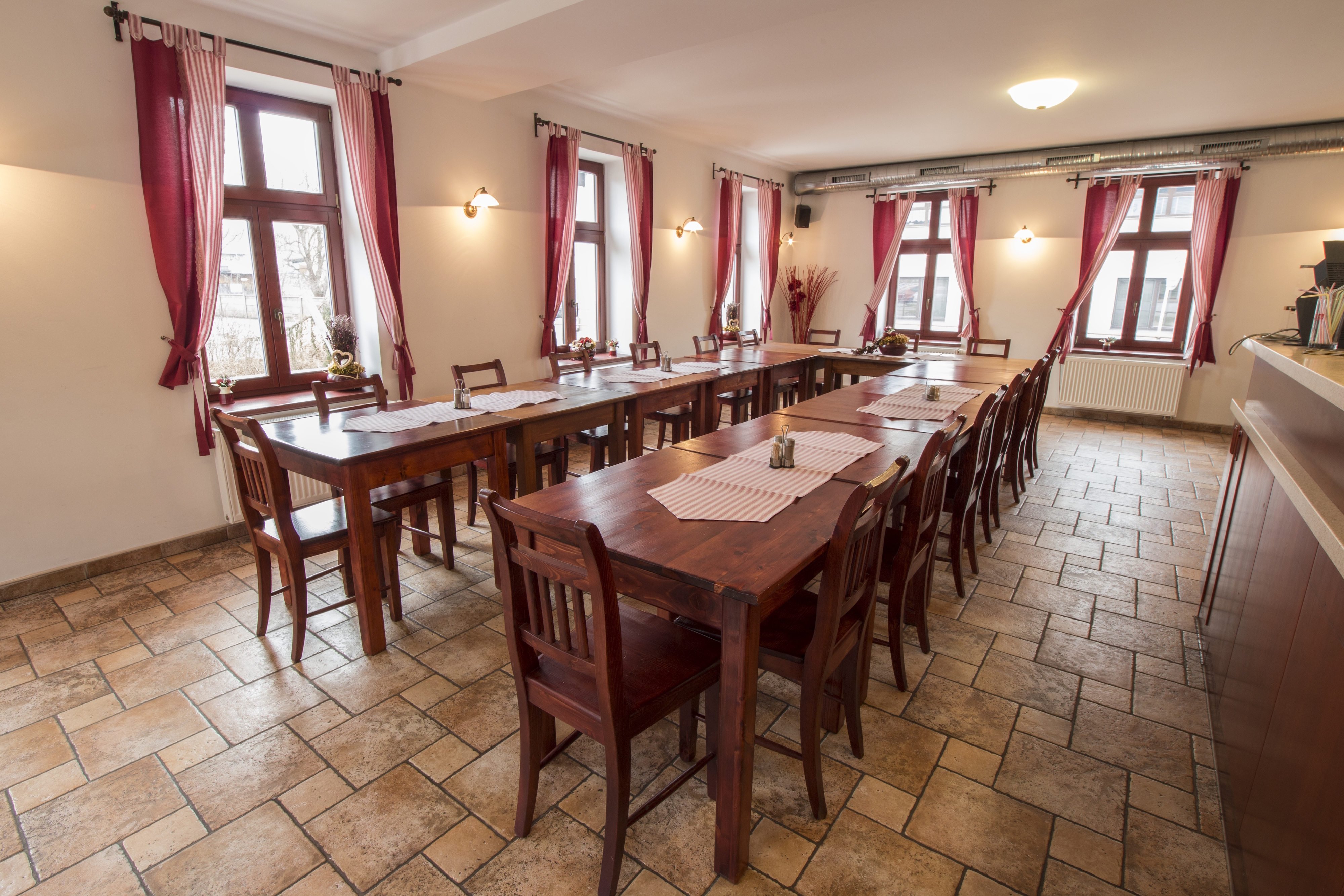 Restaurace Ježkův Statek foto 3