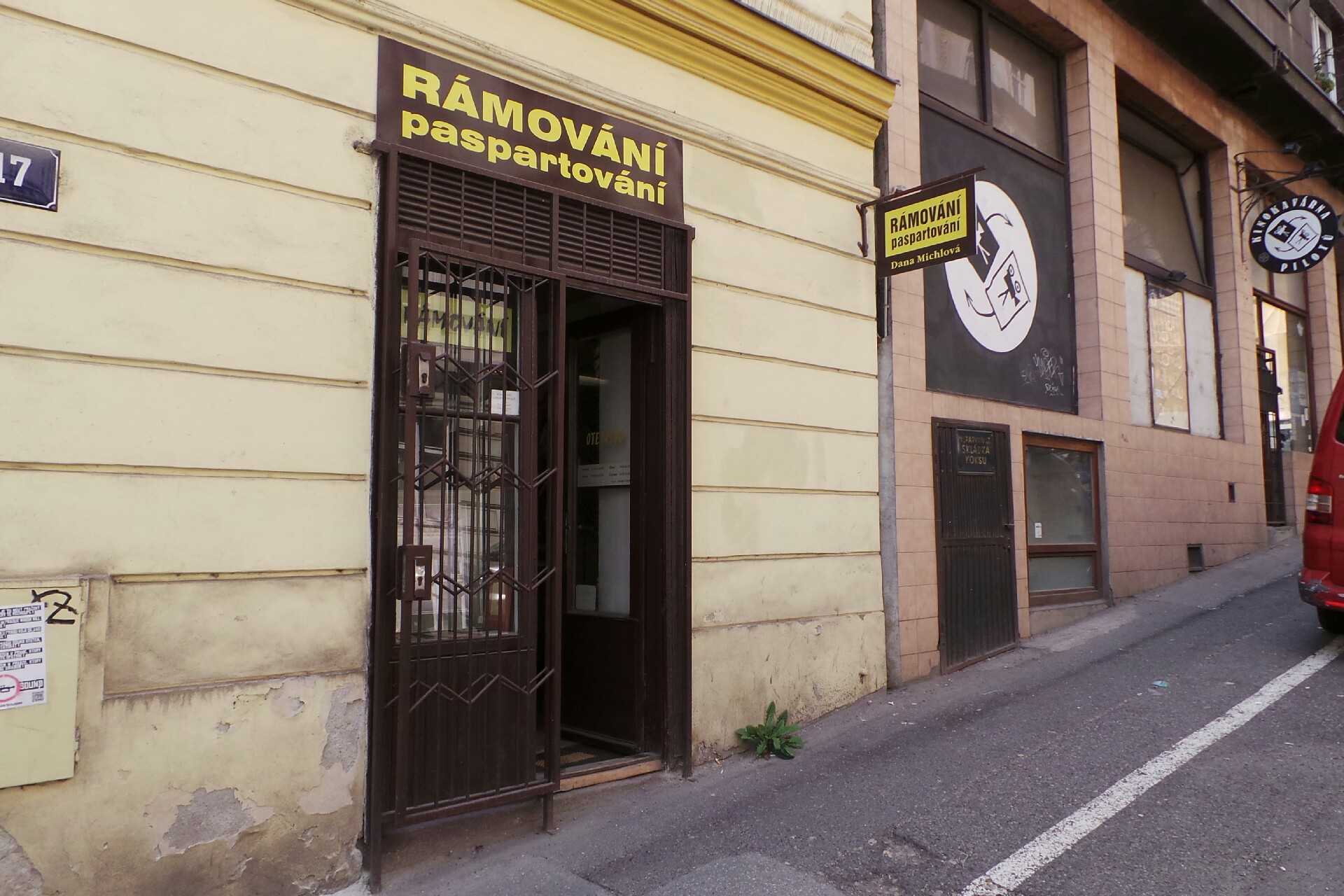 RÁMOVÁNÍ PASPARTOVÁNÍ Etc. - Dana Michlová