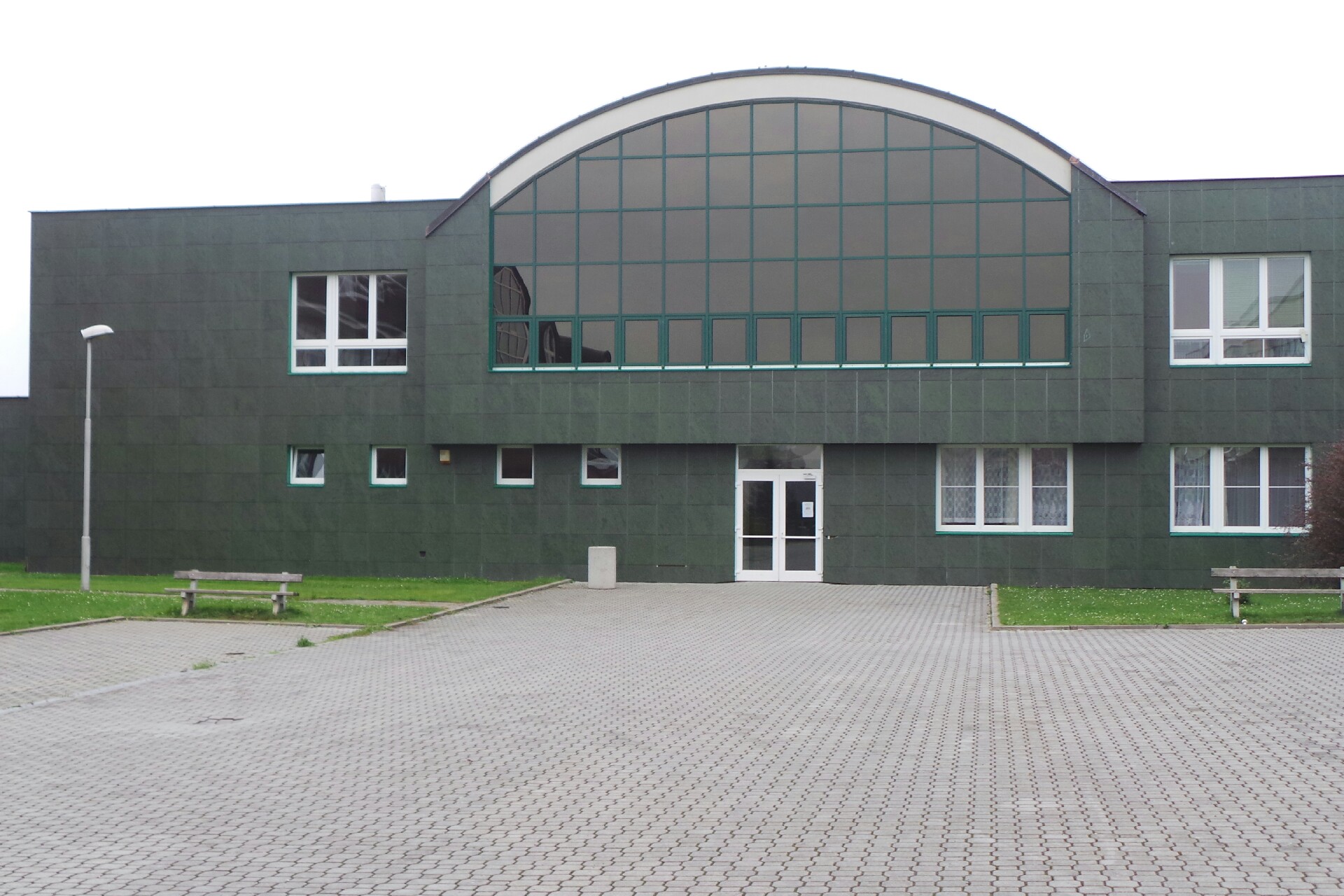 Školní jídelna Neveklov