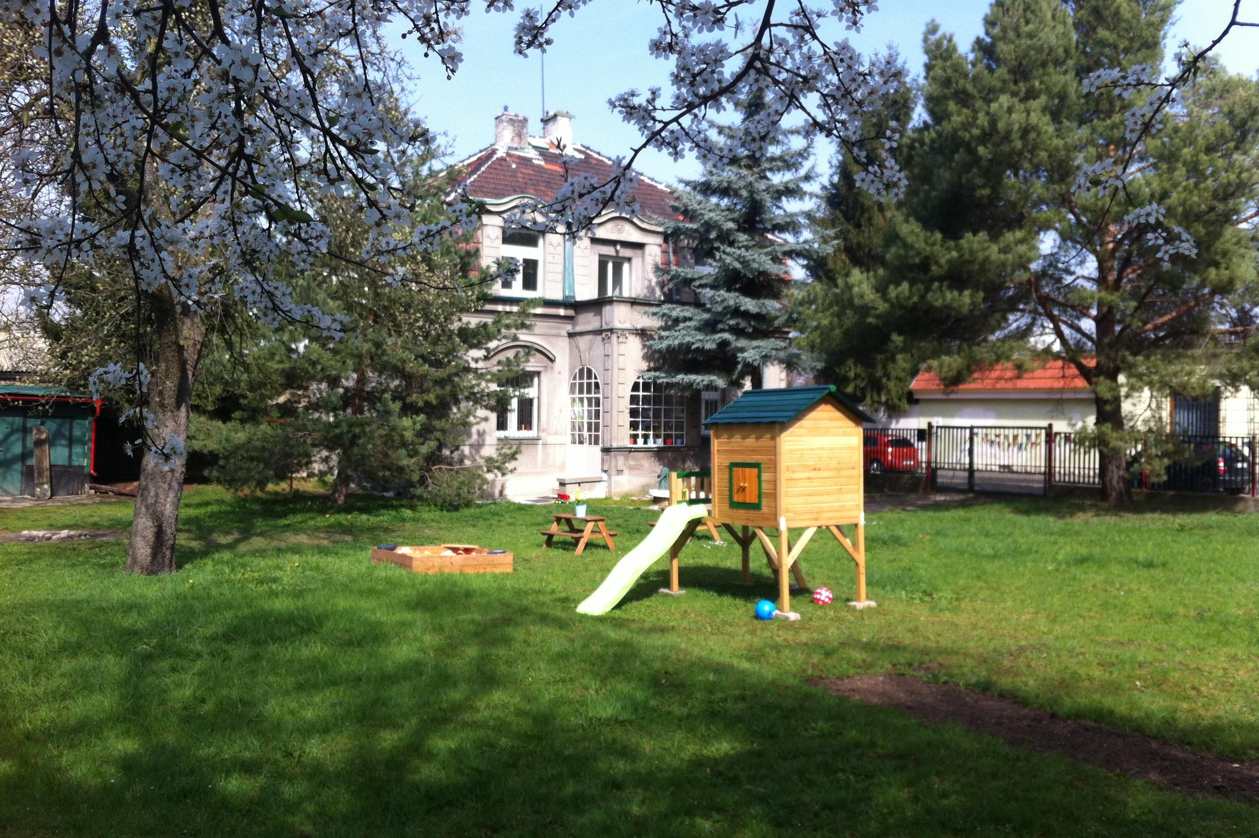 Little Me školka a jesle