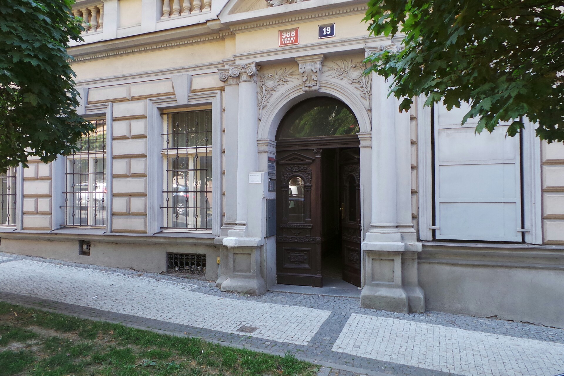 Mgr. Eva Hodáková foto 1