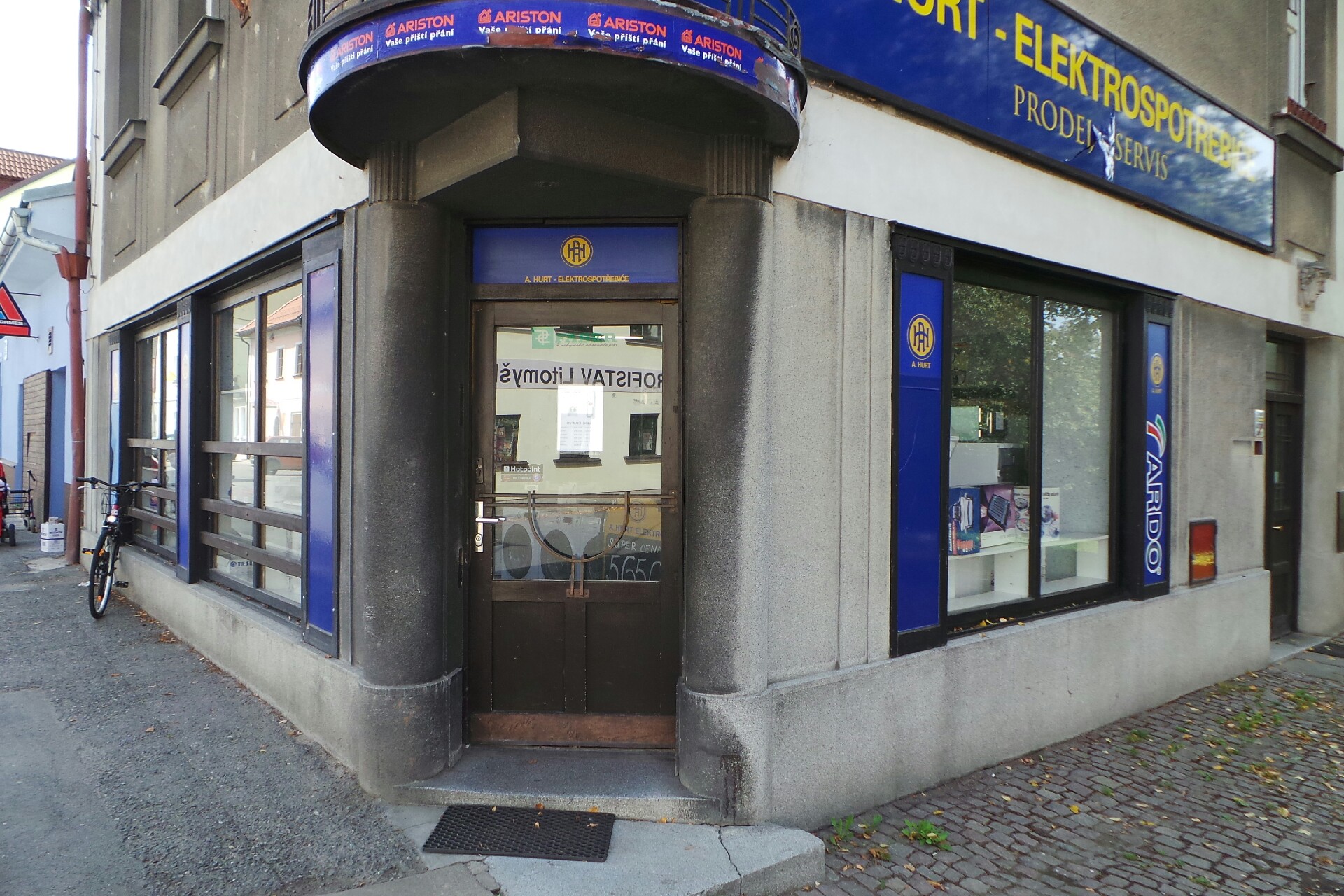 PRODEJ A SERVIS ELEKTROSPOTŘEBIČŮ