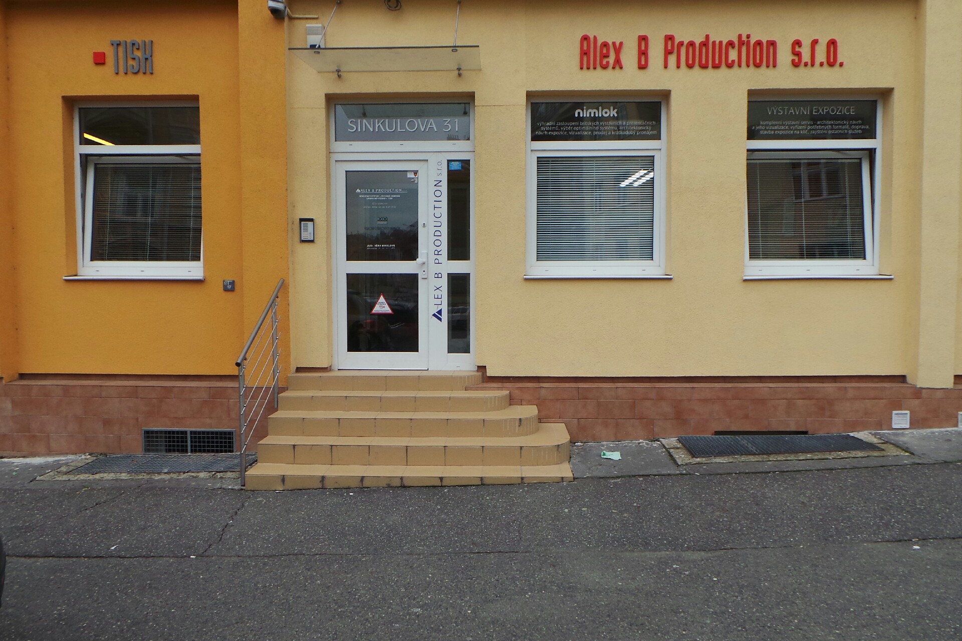 JUDr. Věra Mikulová, advokátka