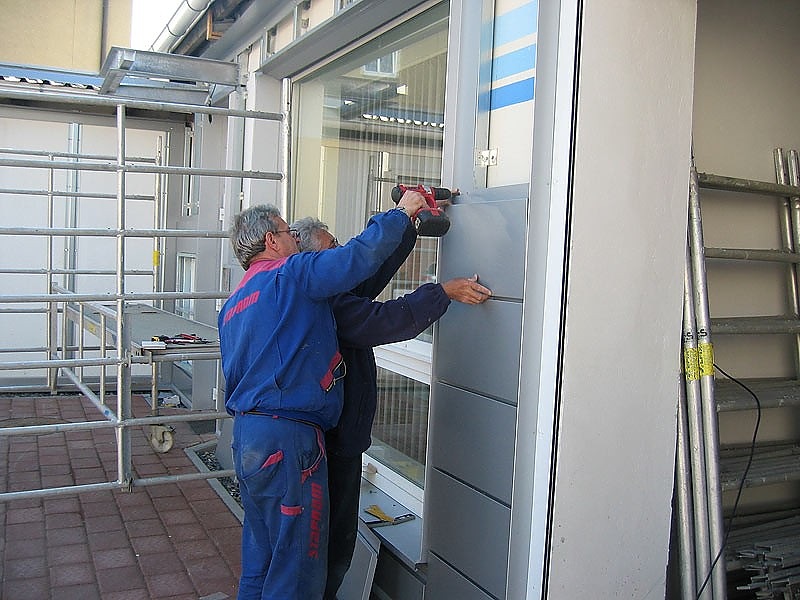 STAPROM CZ, spol. s r.o.