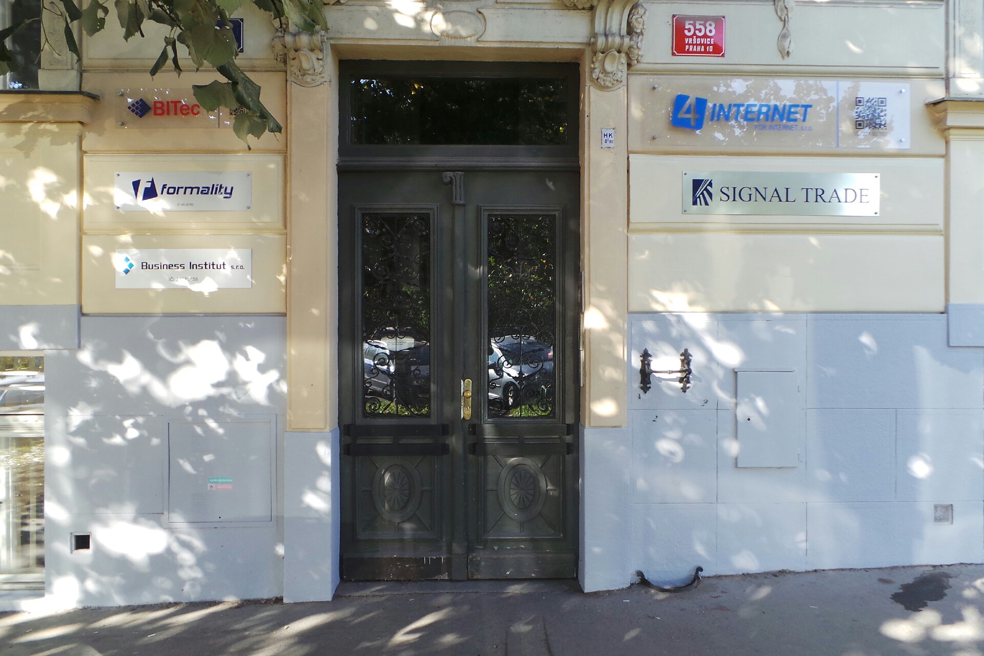 SIGNAL TRADE, s.r.o.