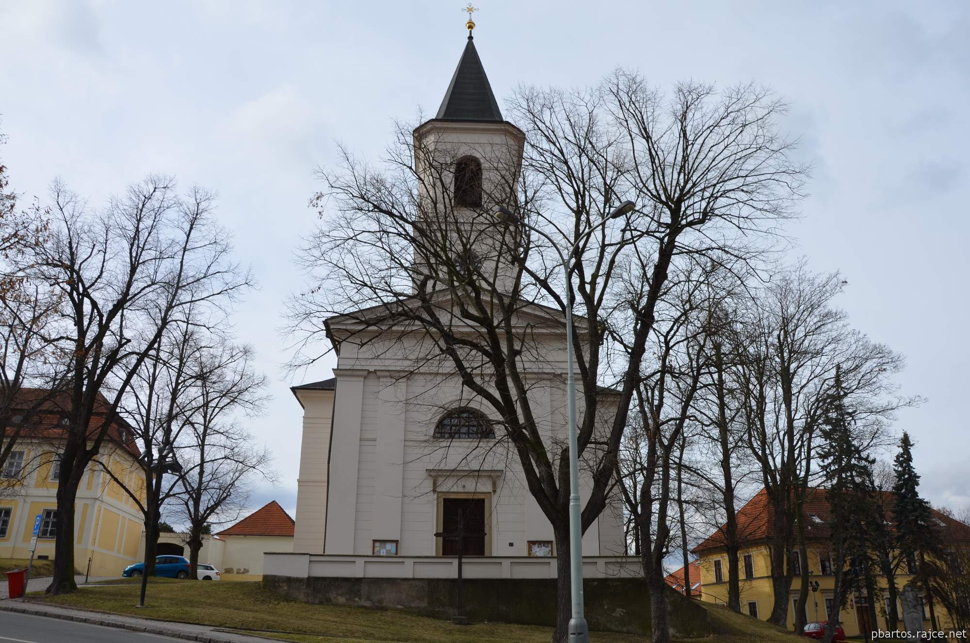 Římskokatolická farnost u kostela sv. Fabiána a Šebestiána Praha - Liboc foto 3