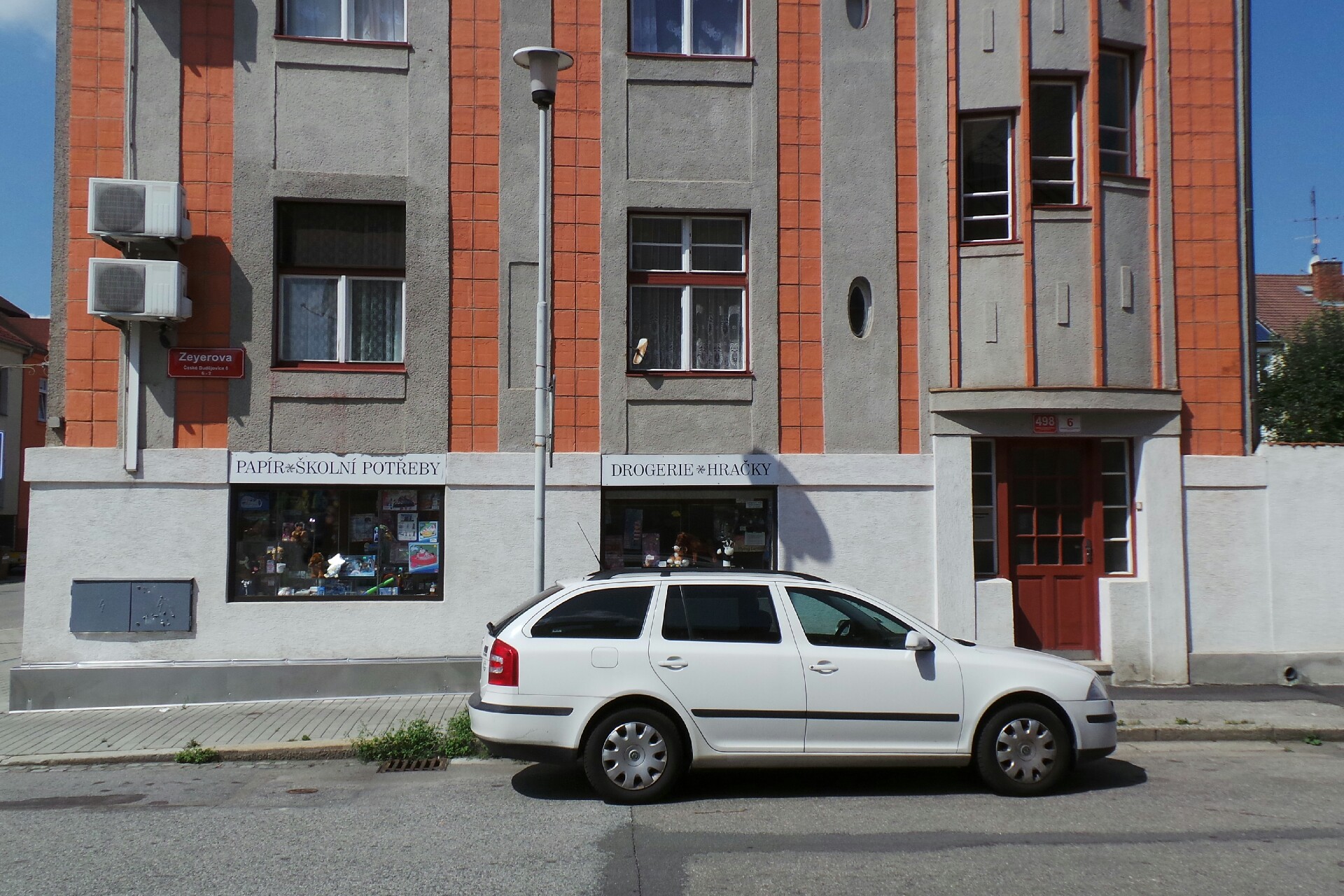 Drogerie, hračky - Halada Stanislav