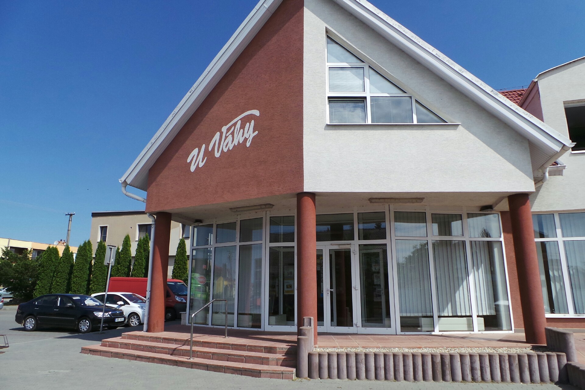 Pošta Dubňany foto 1