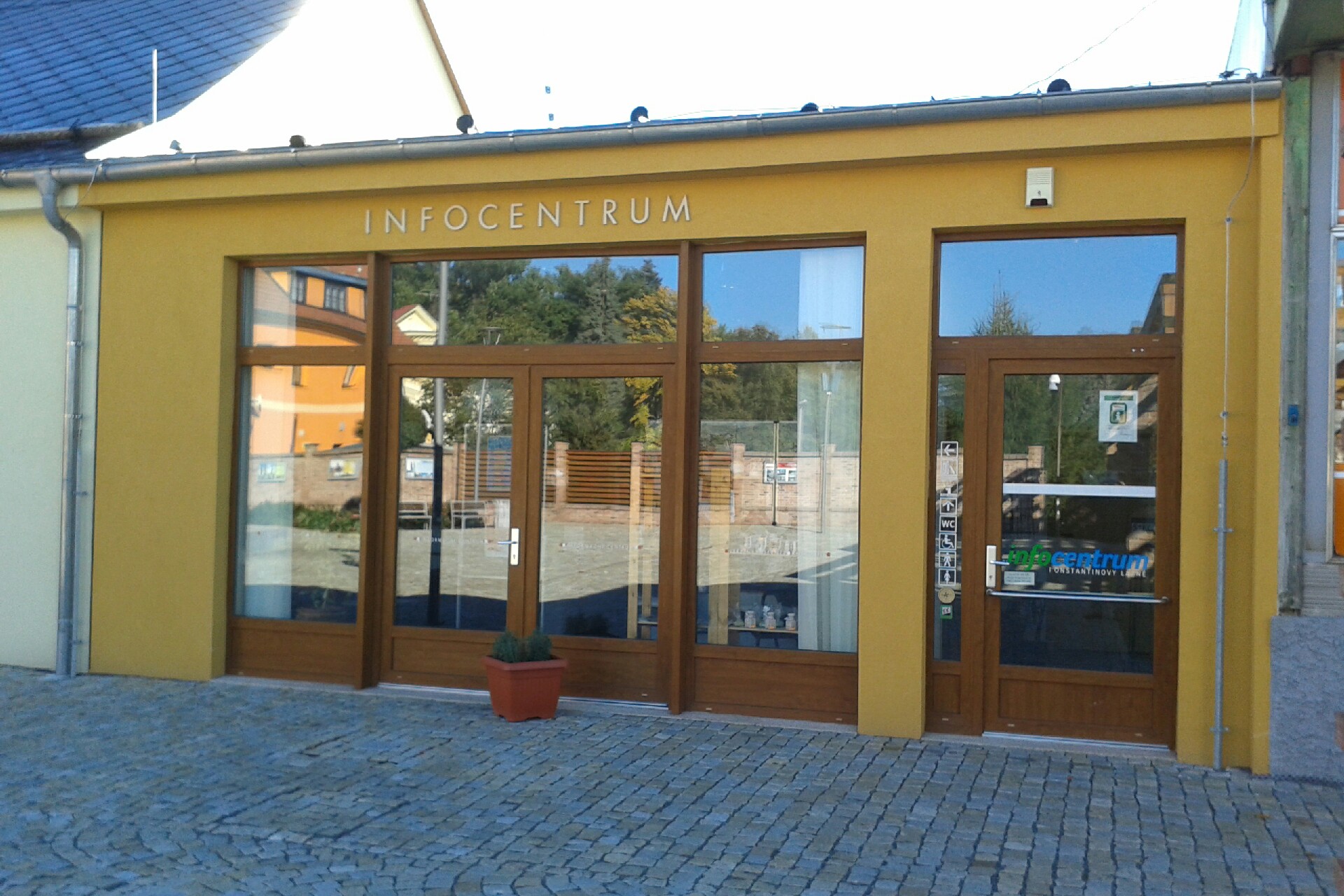 Obecní knihovna Konstantinovy Lázně