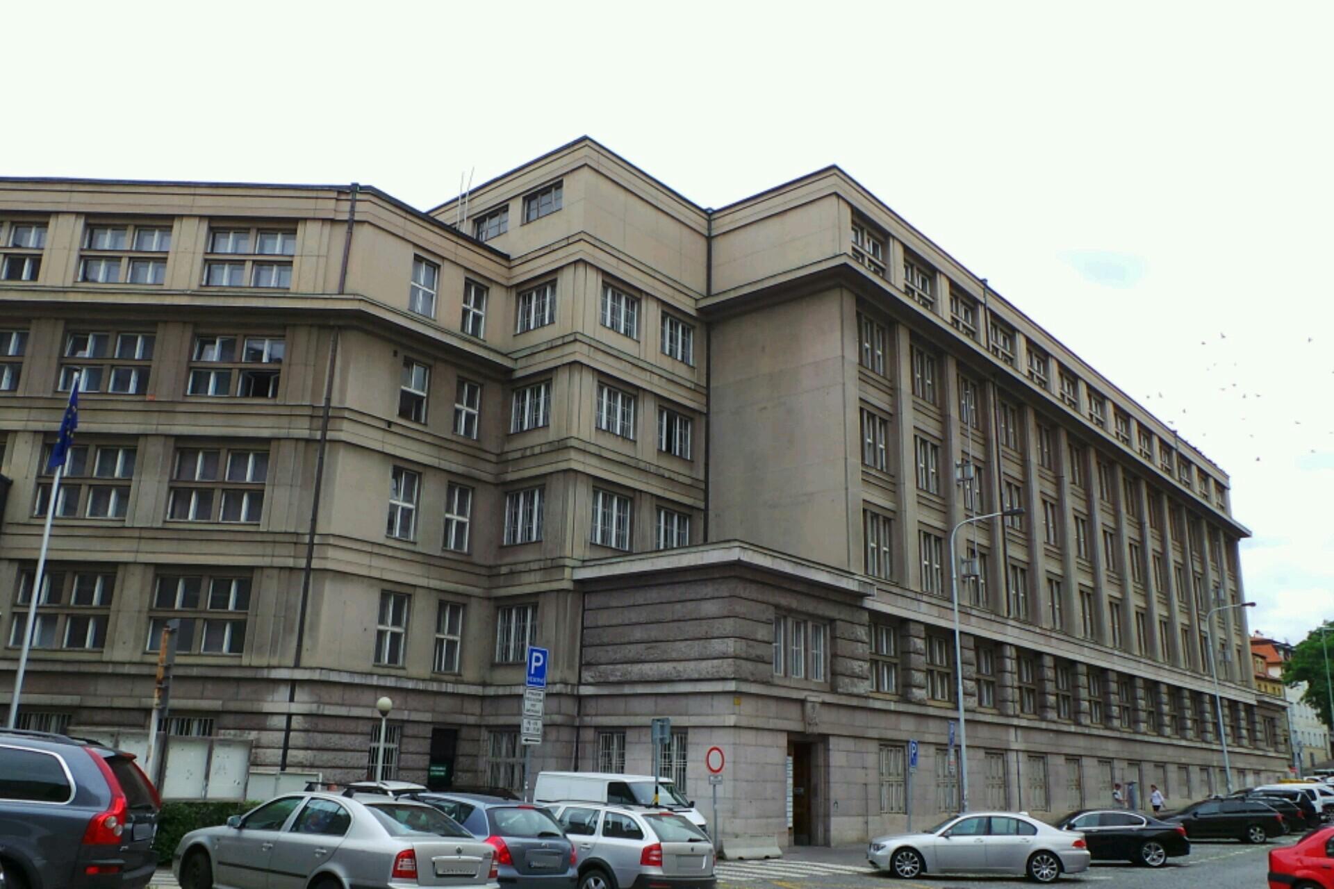 Finanční úřad pro hlavní město Prahu - Územní pracoviště pro Prahu 6