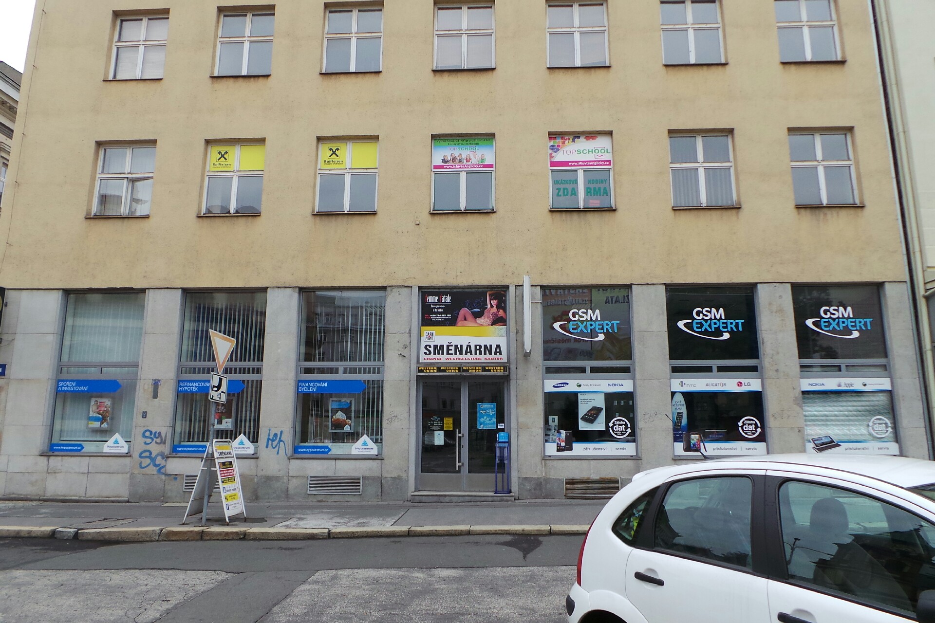 Mgr. Dagmar Martiníková