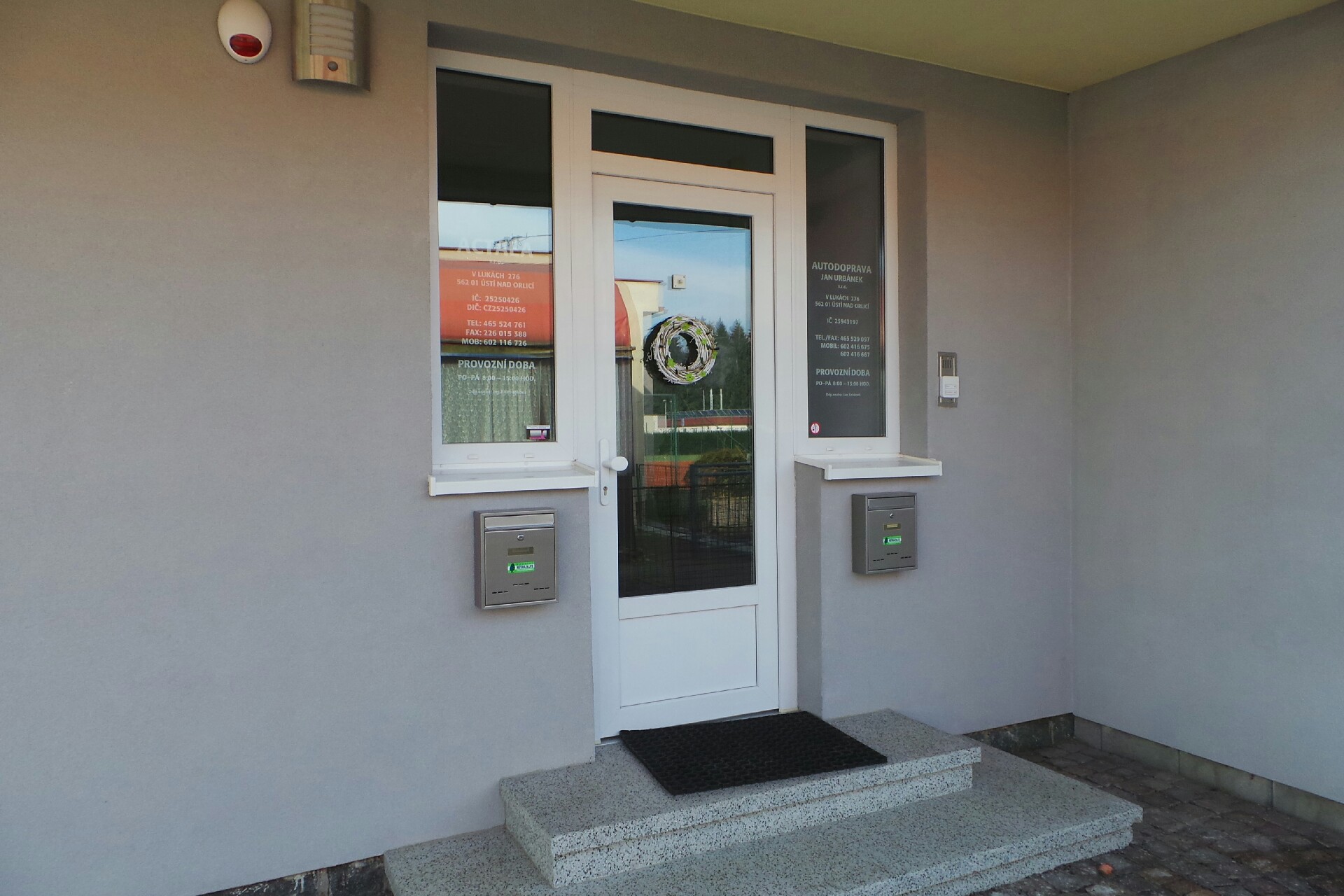 JAN URBÁNEK, s.r.o.