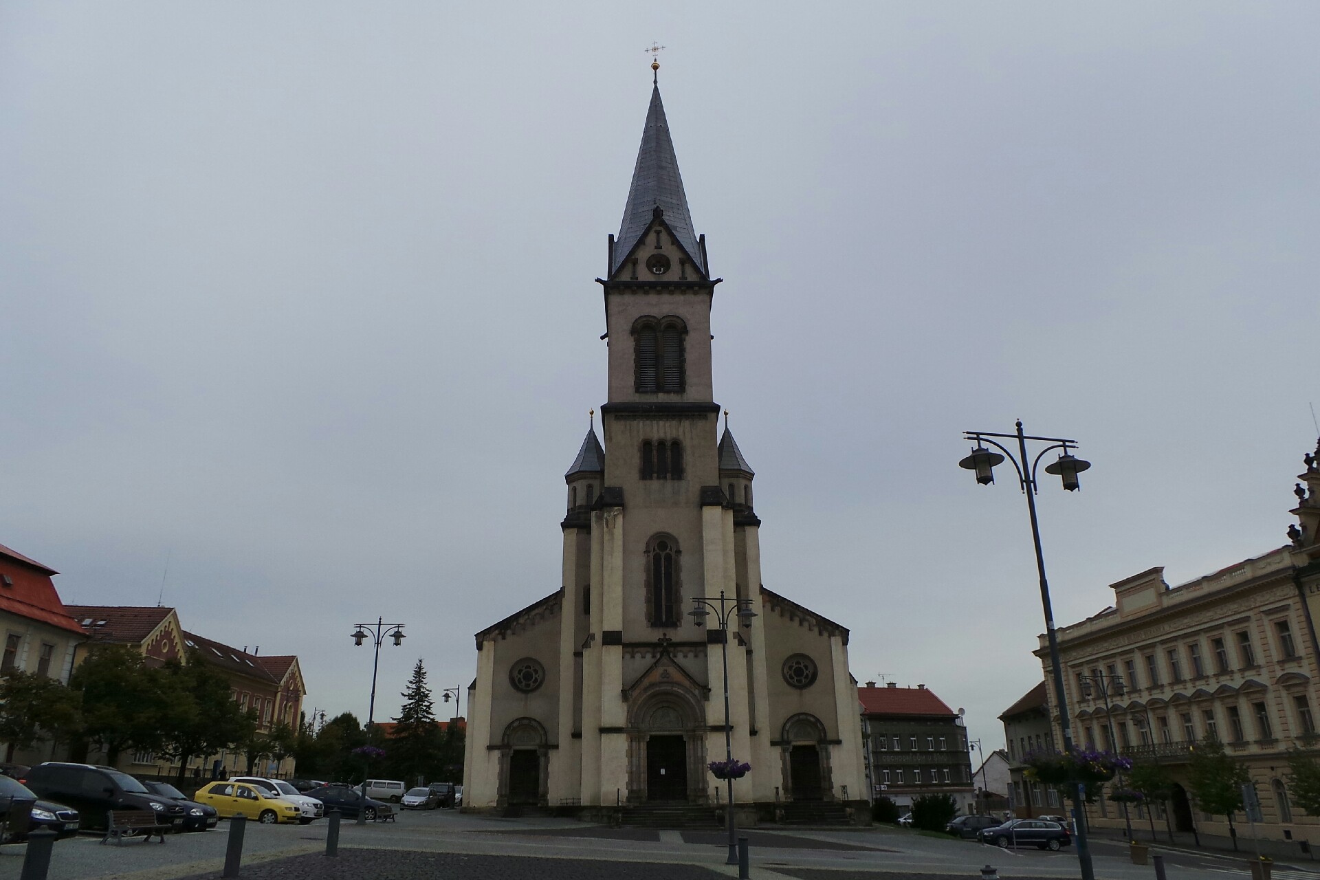 Římskokatolická farnost u kostela Nanebevzetí Panny Marie Kladno