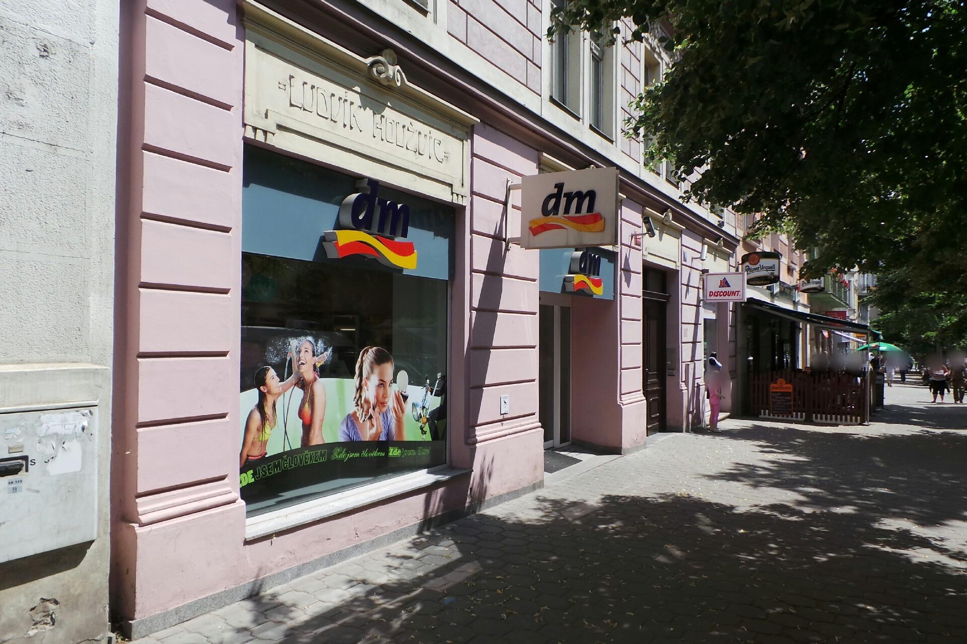 dm drogerie markt s.r.o.