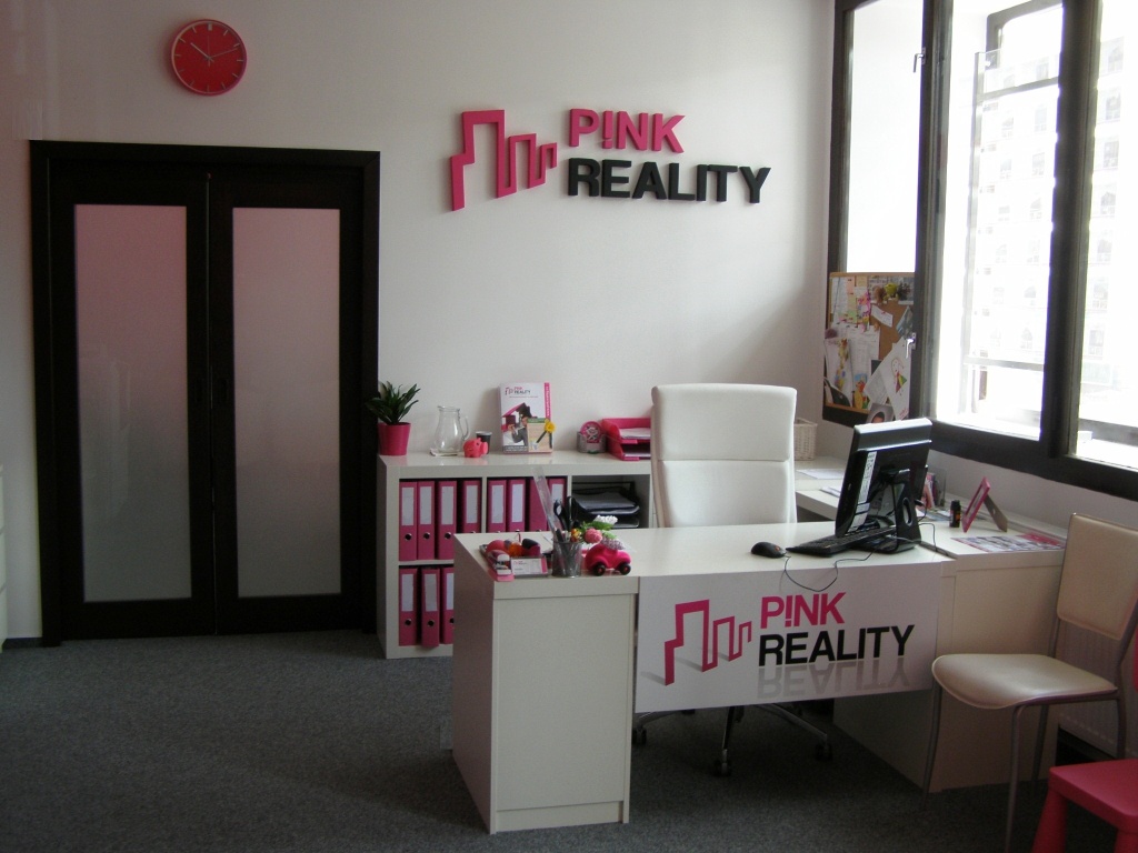 PINK REALITY, s.r.o. foto 2