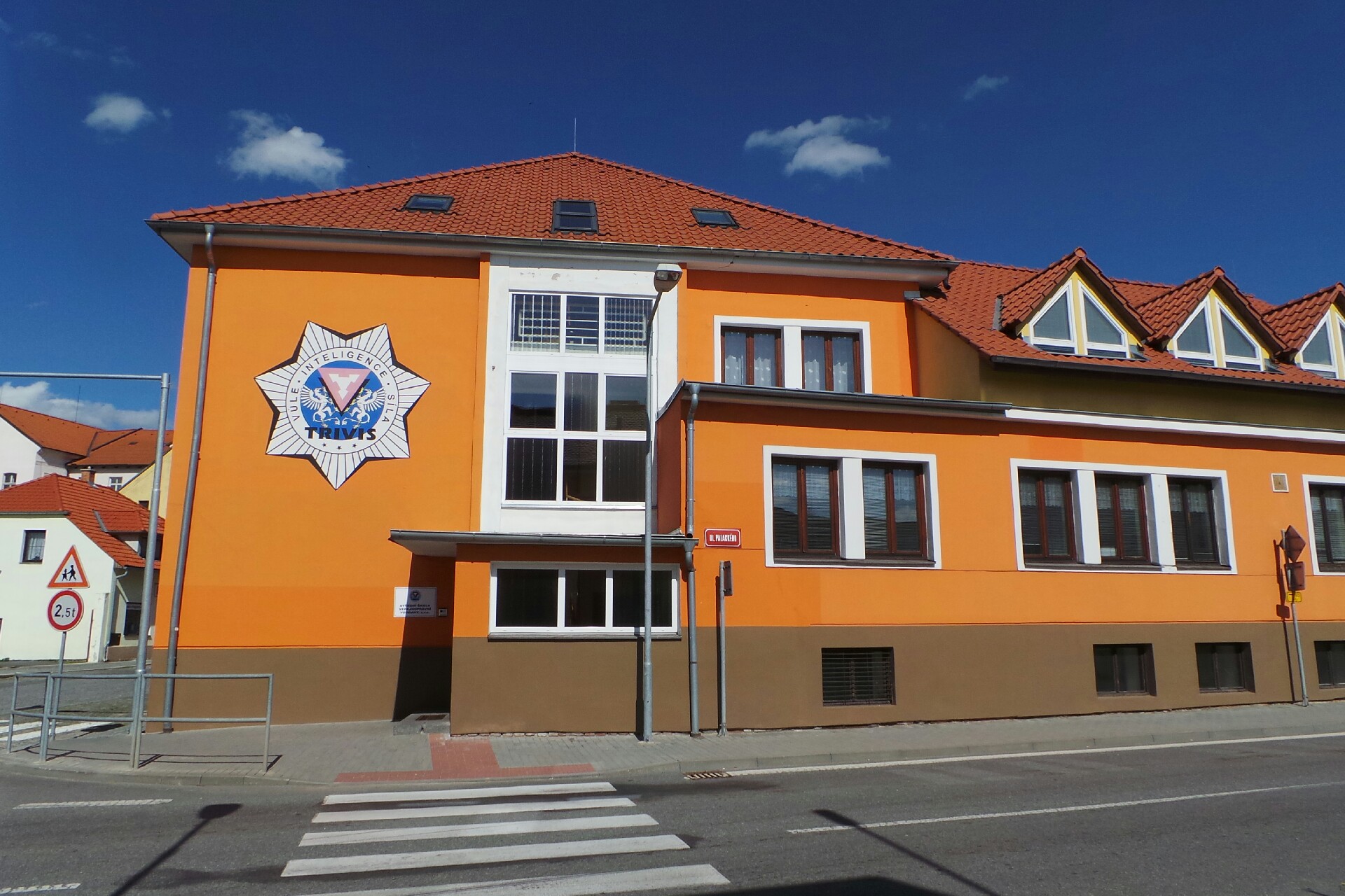 TRIVIS - Střední škola veřejnoprávní Vodňany, s.r.o. foto 4