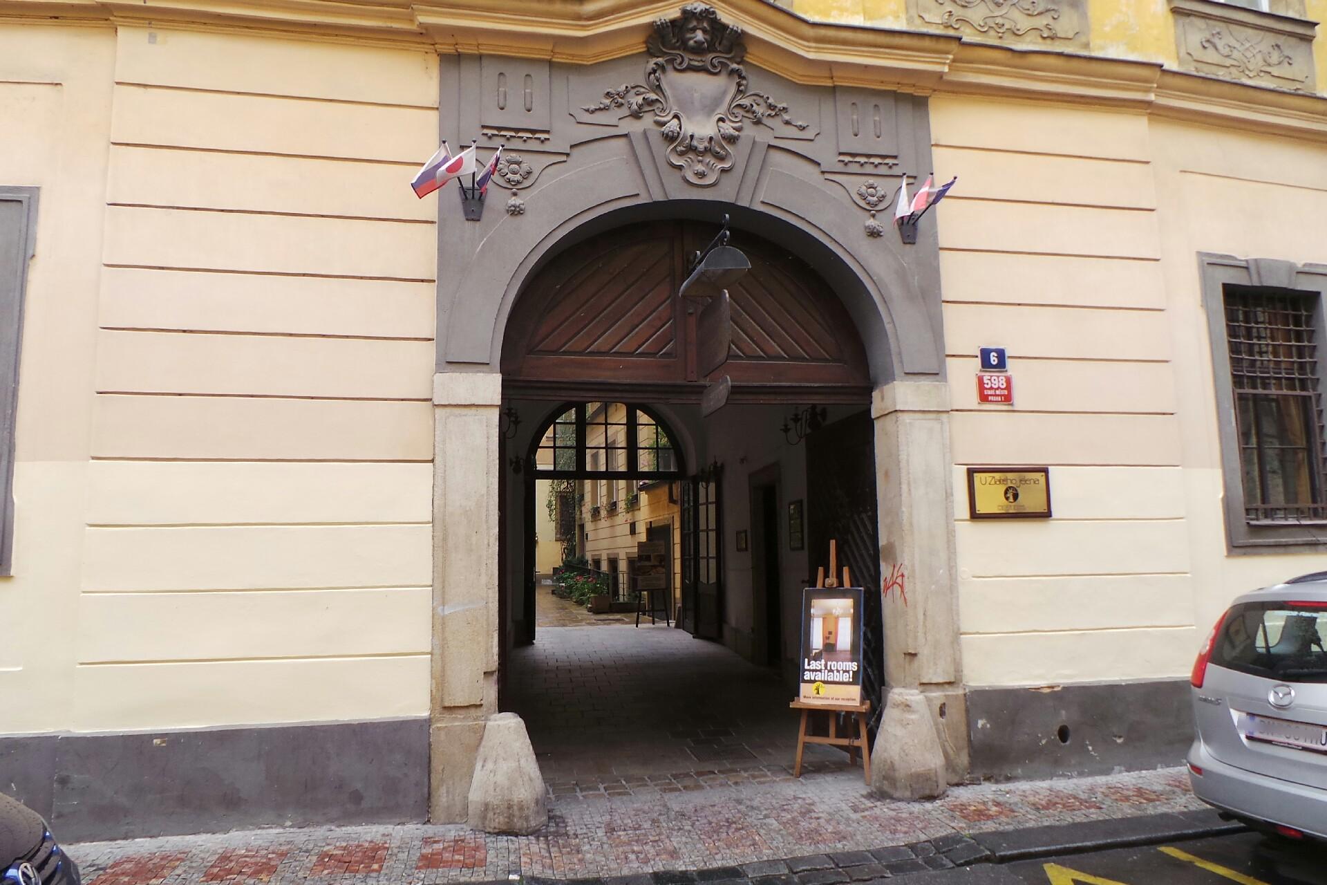 Kavárna U Zlatého Jelena