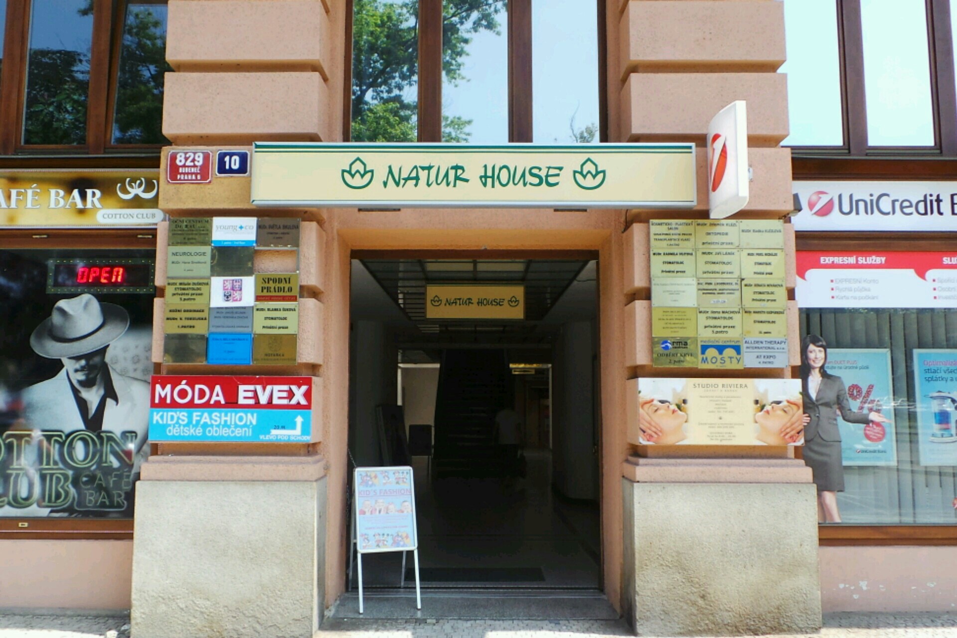 Oční centrum Dr. Rau, s.r.o.