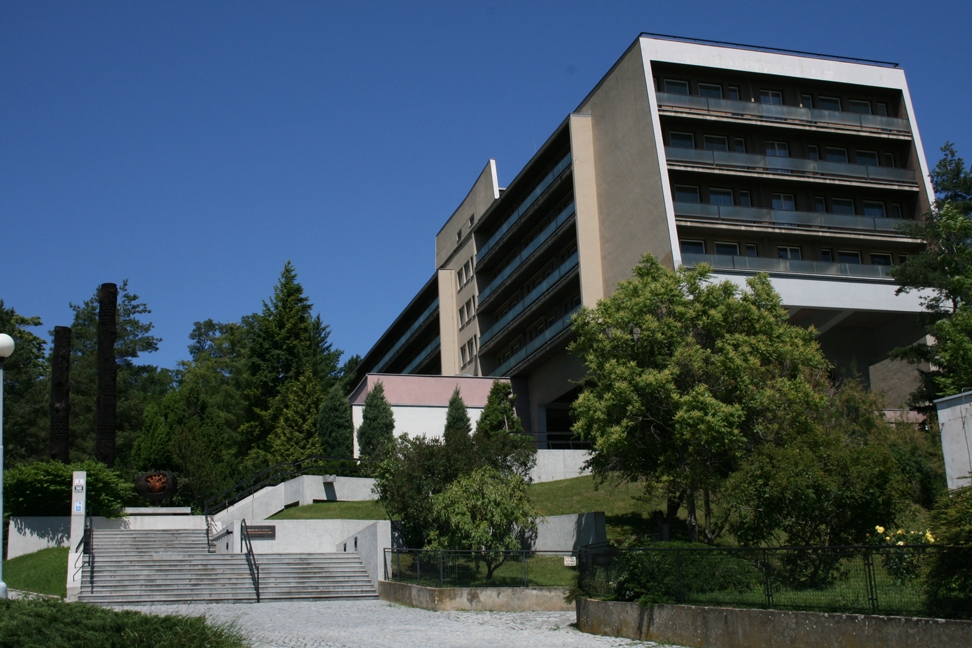 Knihovna Národního centra ošetřovatelství a nelékařských zdravotnických oborů