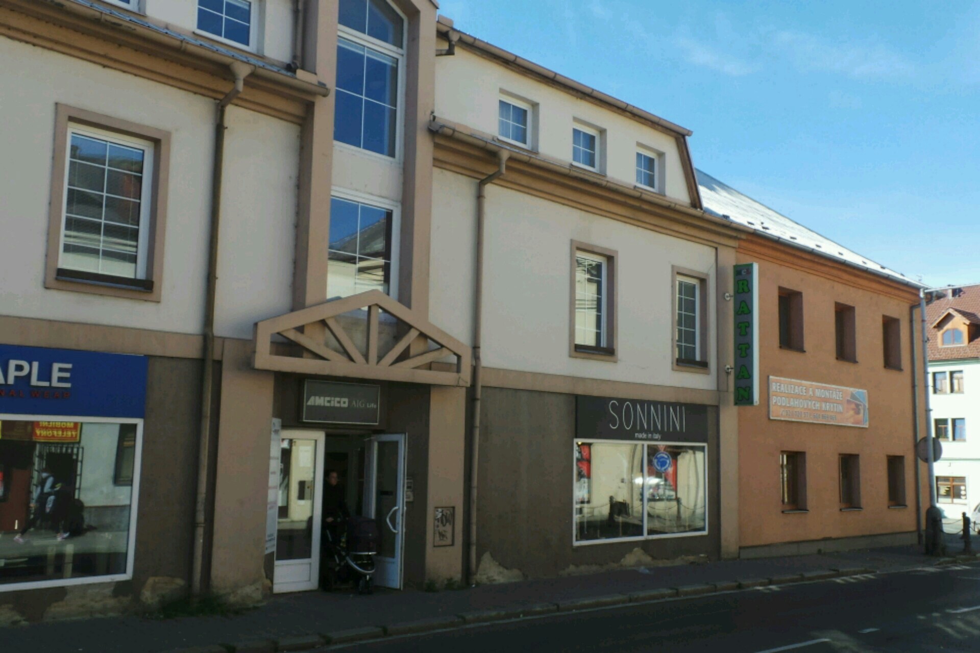 Marcela Chumová - La Femme foto 1