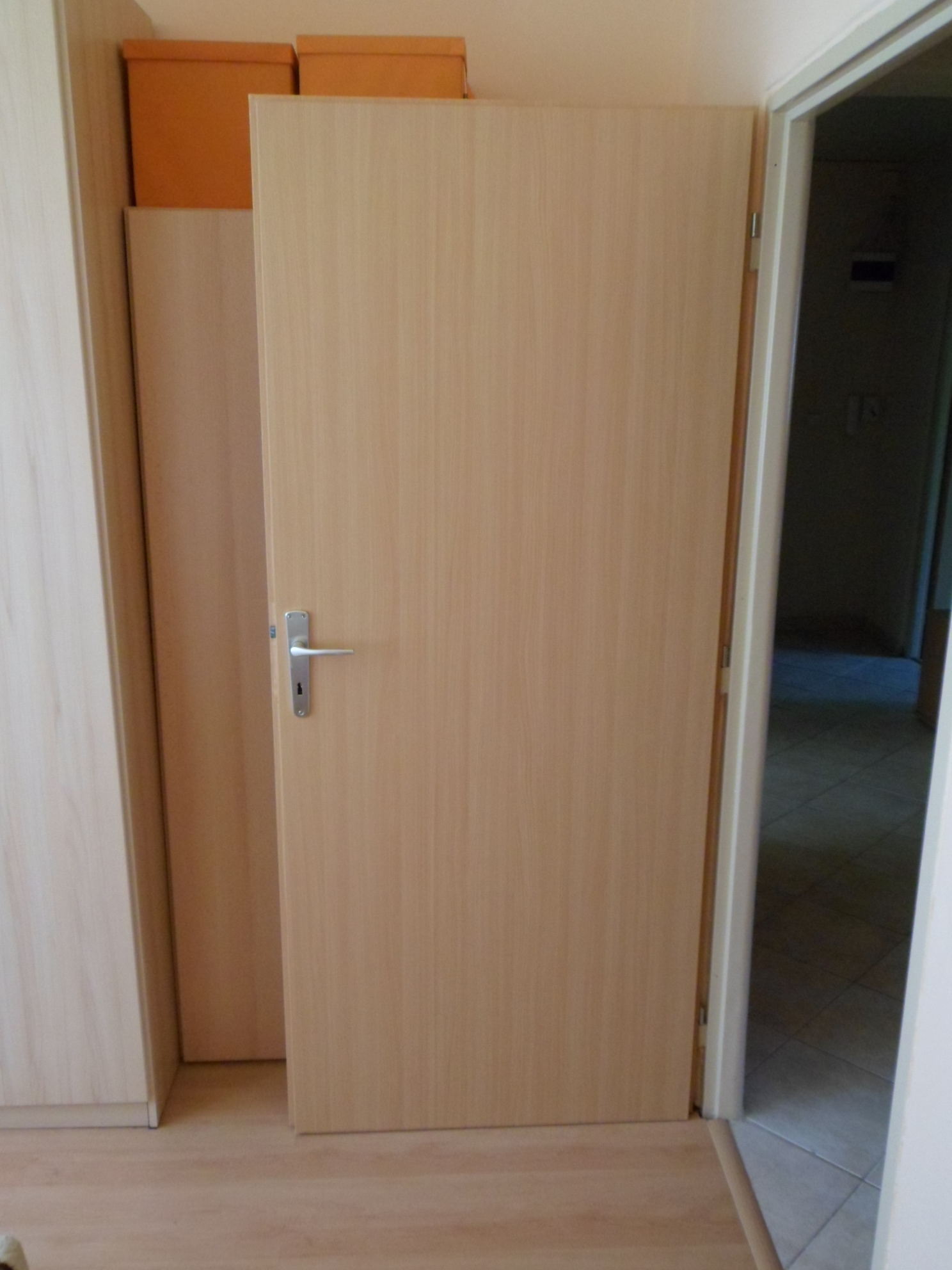 Renovia - RENOVACE DVEŘÍ, ZÁRUBNÍ a UMAKARTU foto 6