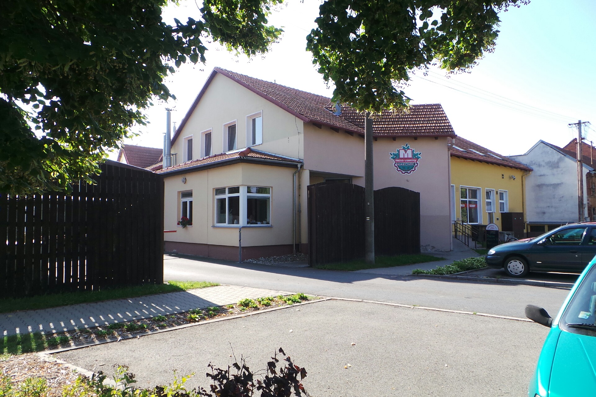 MAKOVEC a.s. - závod výroby uzenin