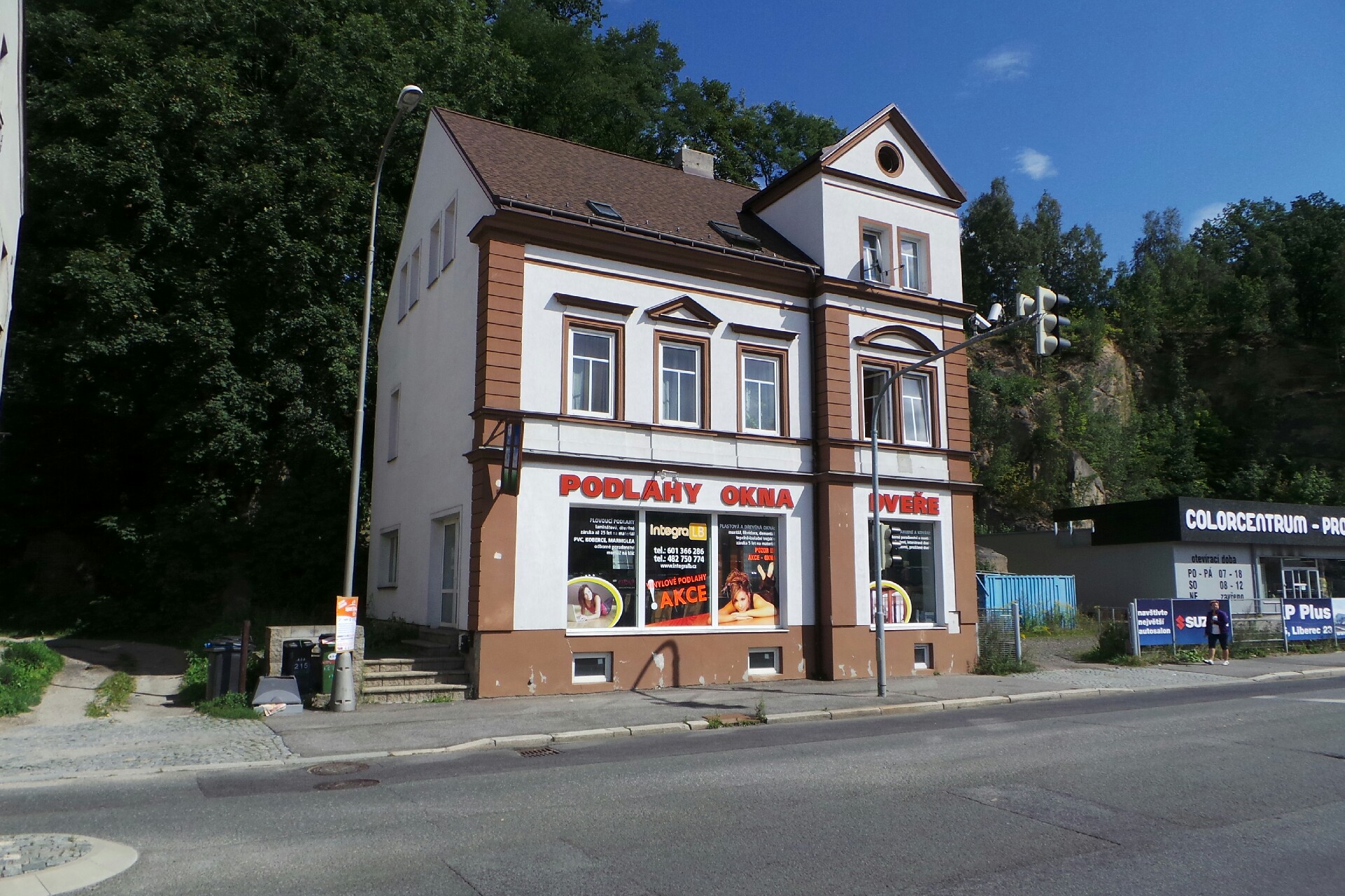 INTEGRA LB s.r.o.  OKNA DVEŘE PODLAHY