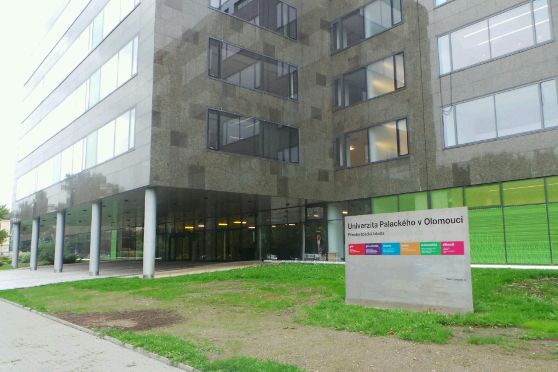 Univerzita Palackého v Olomouci - Katedra analytické chemie Přírodovědecké fakulty