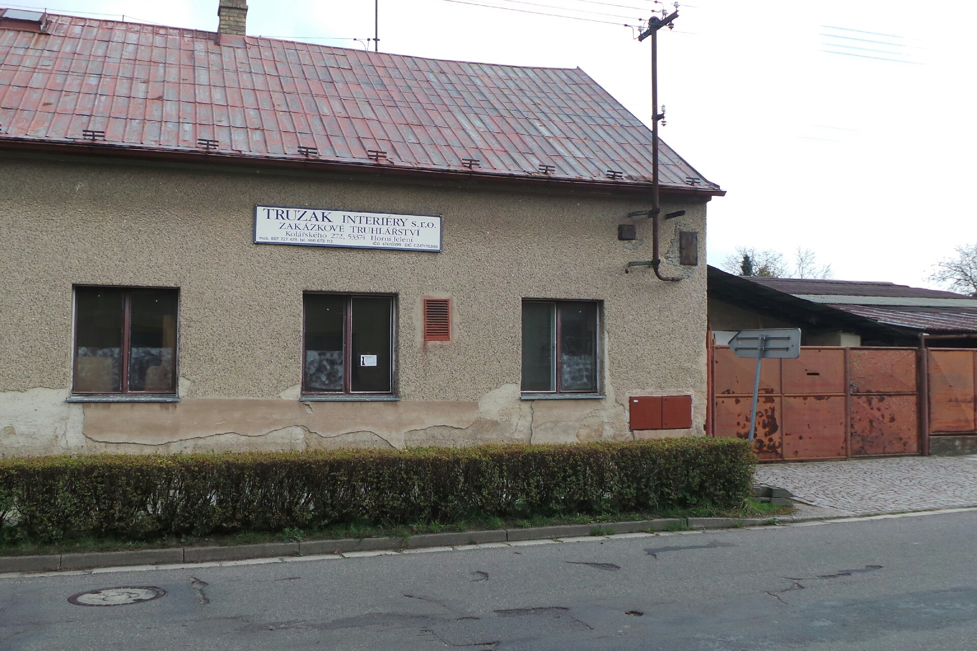 T R U Z A K - interiéry, s.r.o.