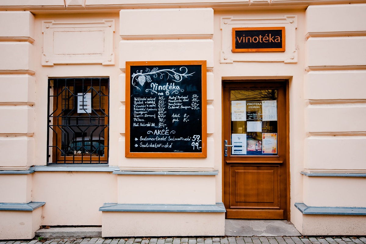 Vinotéka Jiráskova foto 4