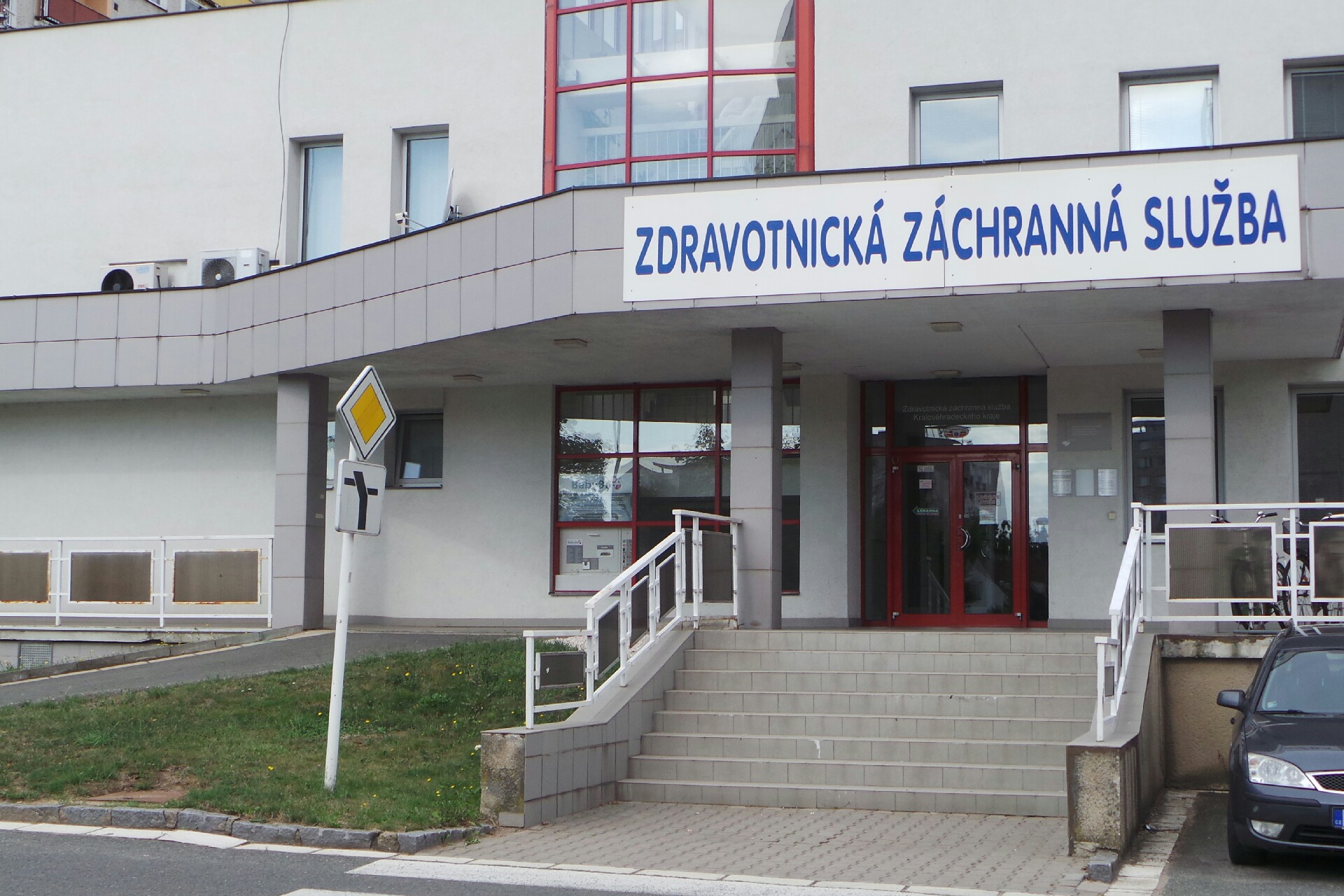 Babybox - Zdravotnická záchranná služba Královéhradeckého kraje
