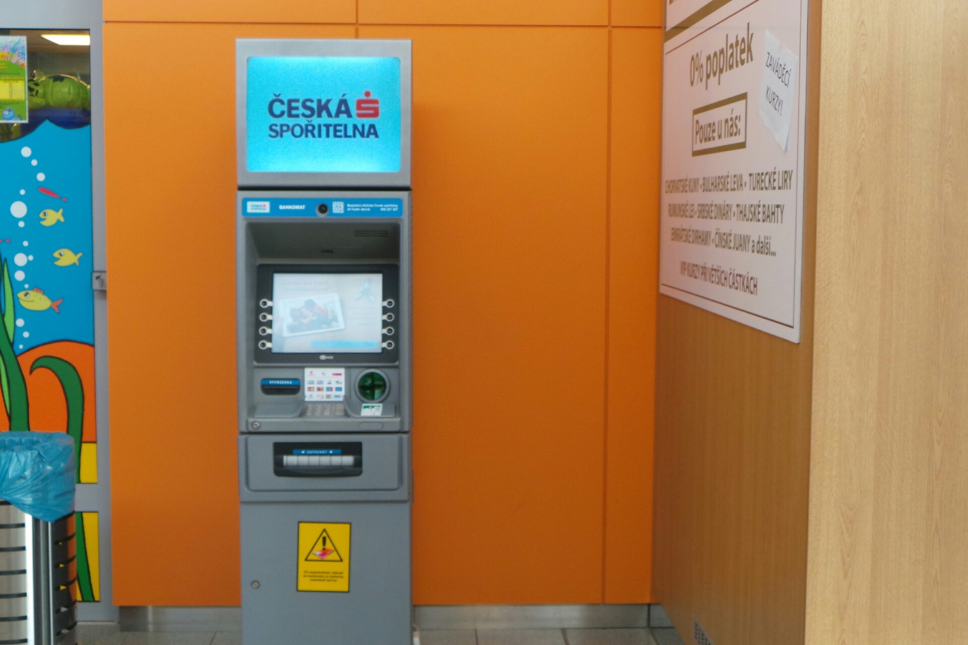 Bankomat České spořitelny foto 1