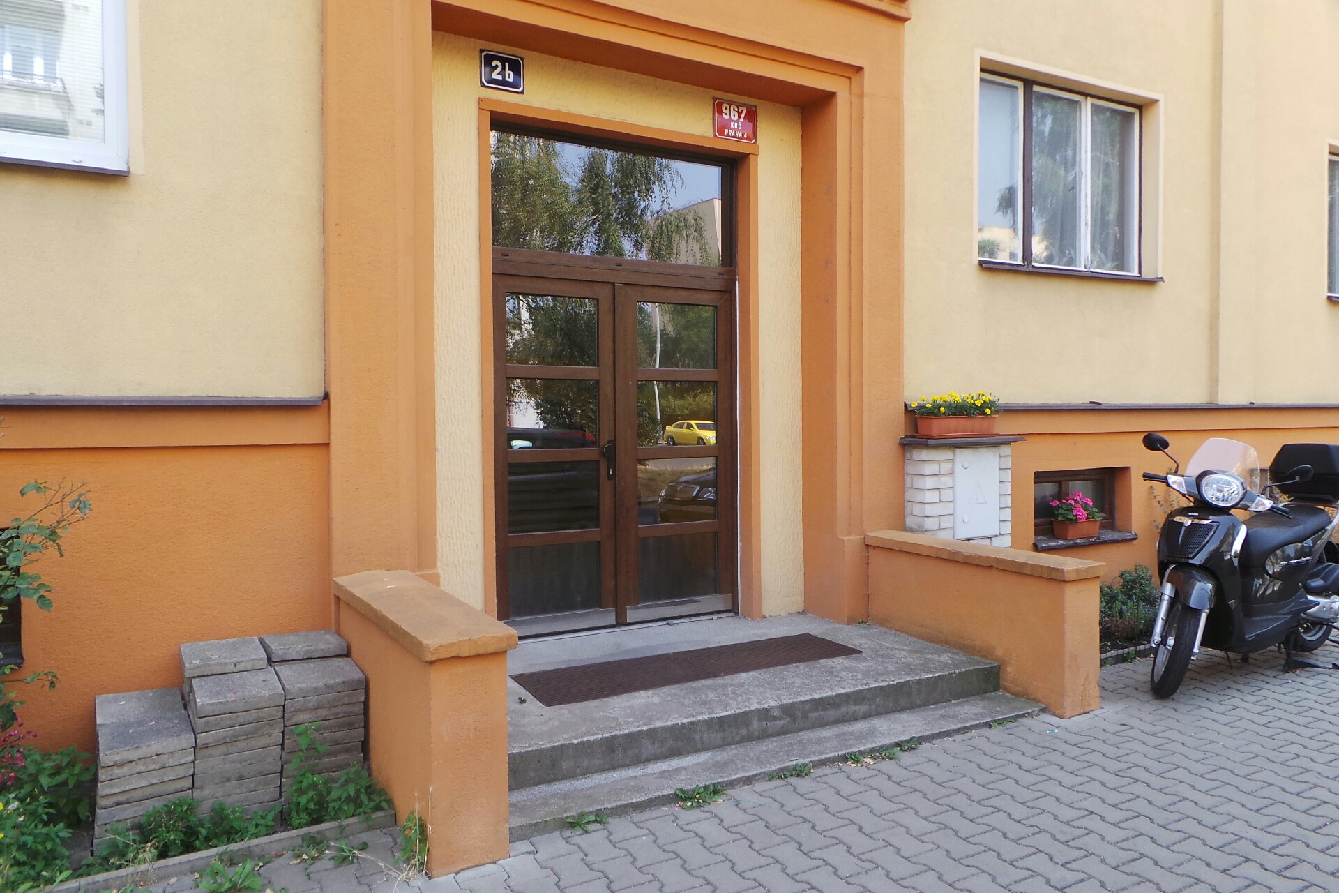 Jiří Plch - úklidový servis foto 1