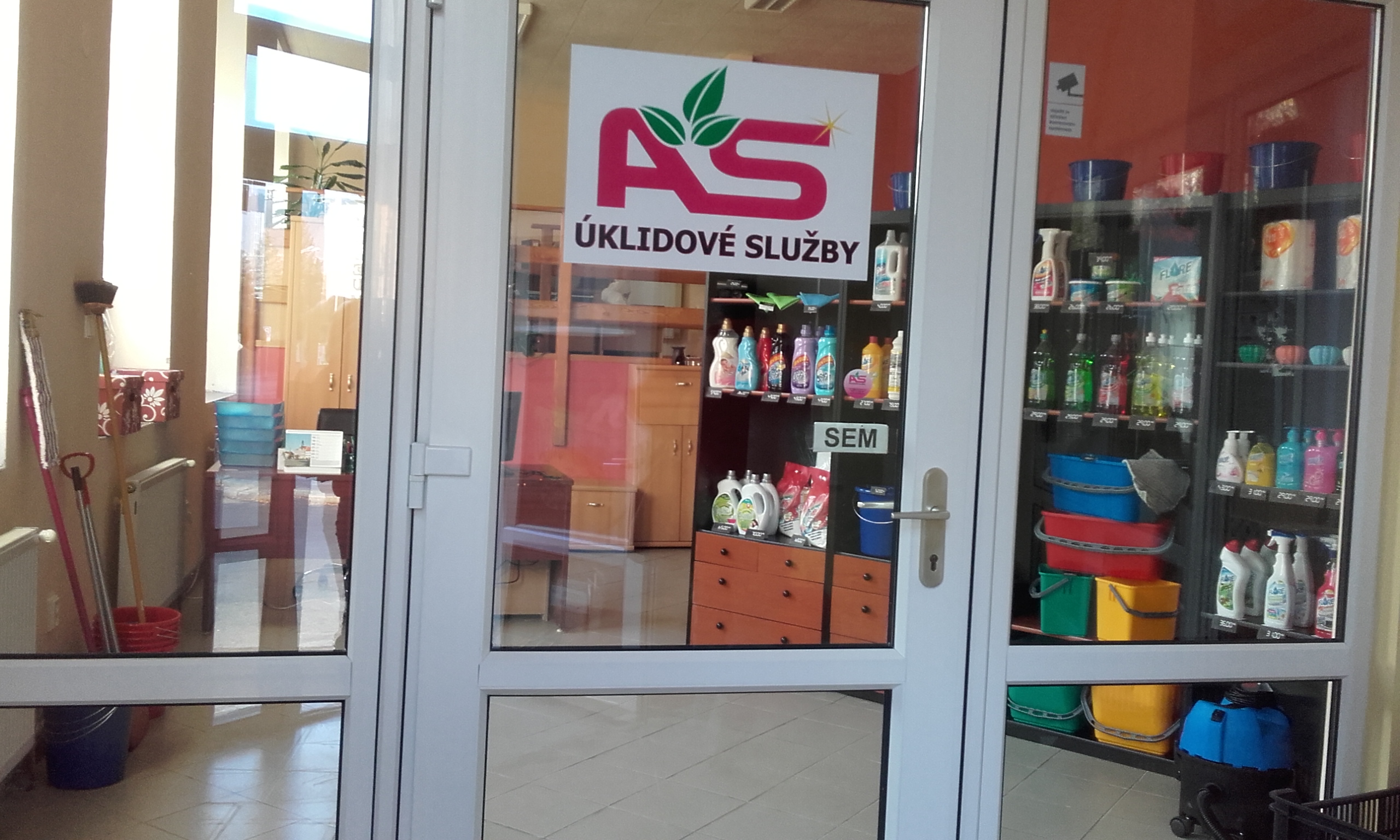 AS úklidy, s.r.o. foto 2
