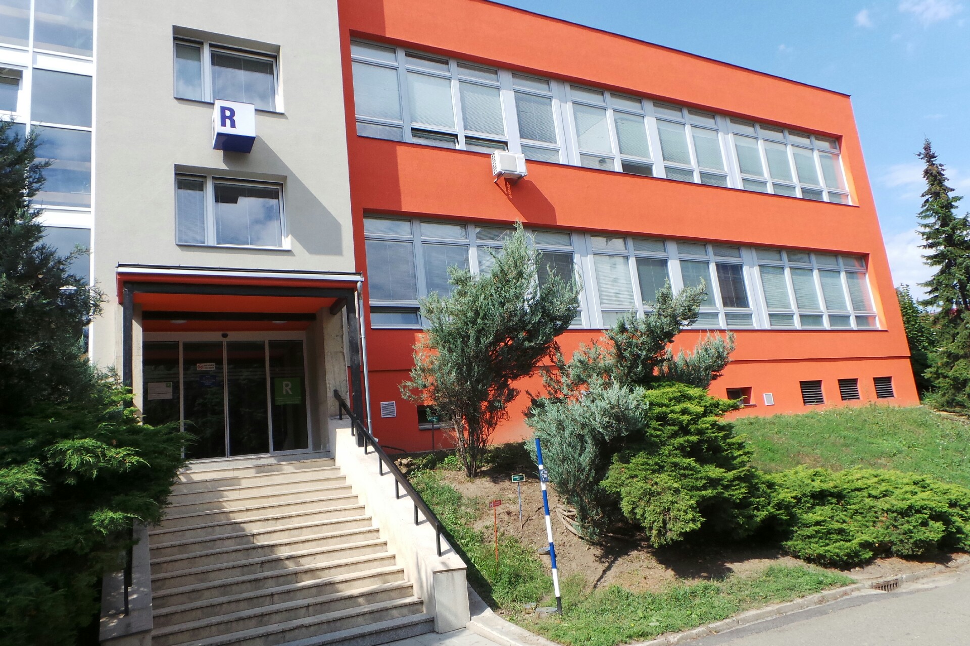 Ambulance ústní, čelistní a obličejové chirurgie - Fakultní nemocnice Olomouc