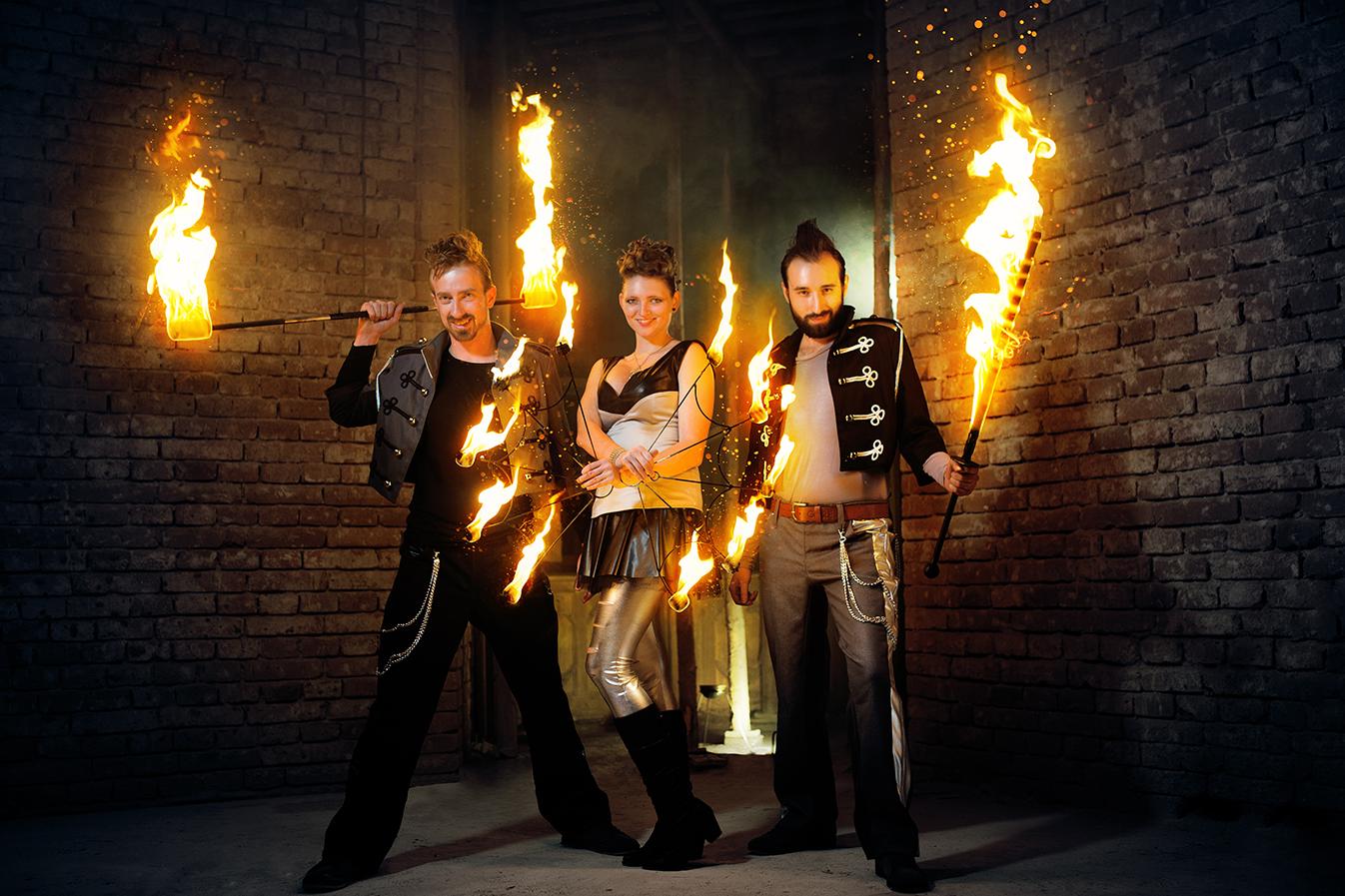 Magnis - Fire & Light Performance