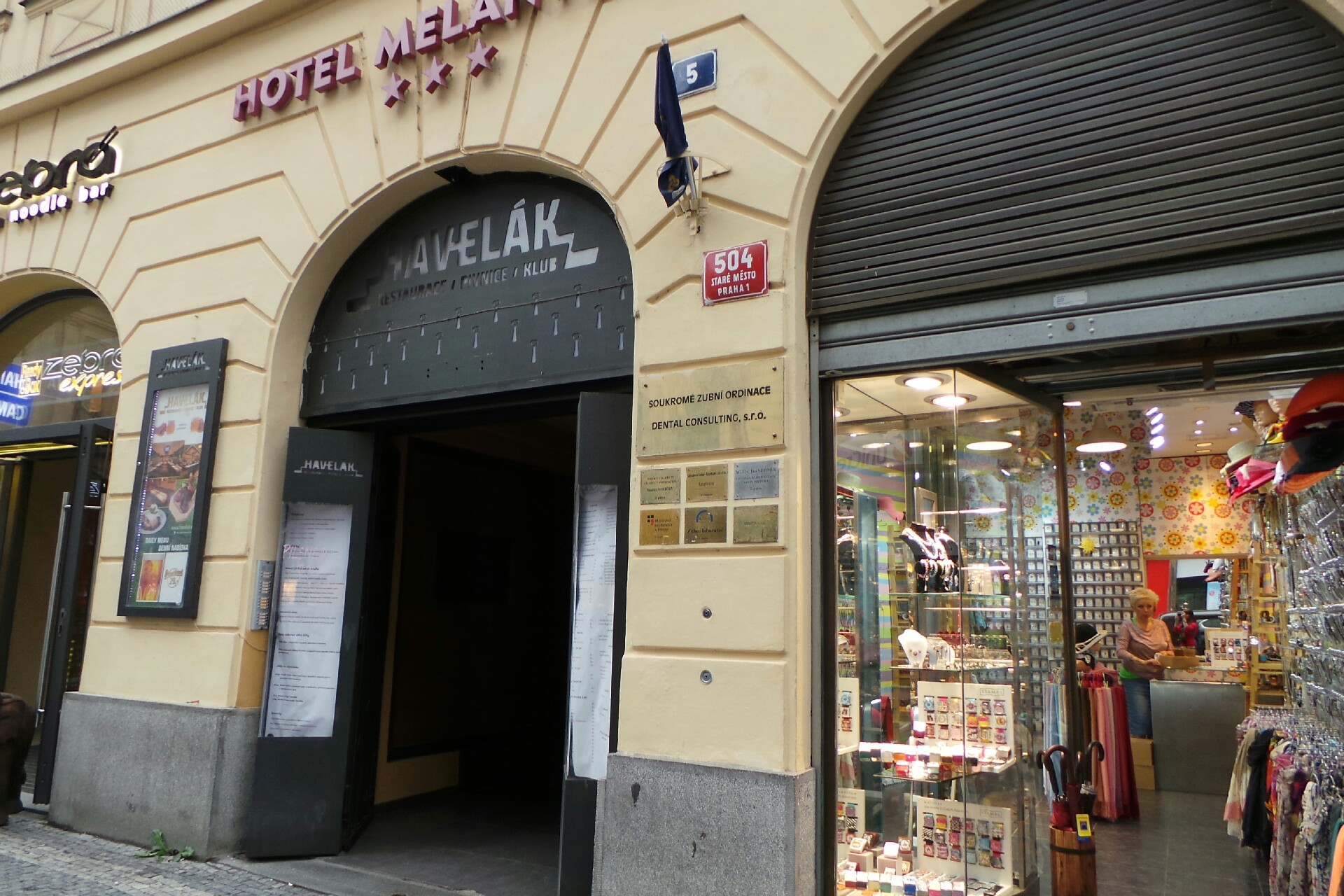 A-Dent Group CZ, s.r.o.