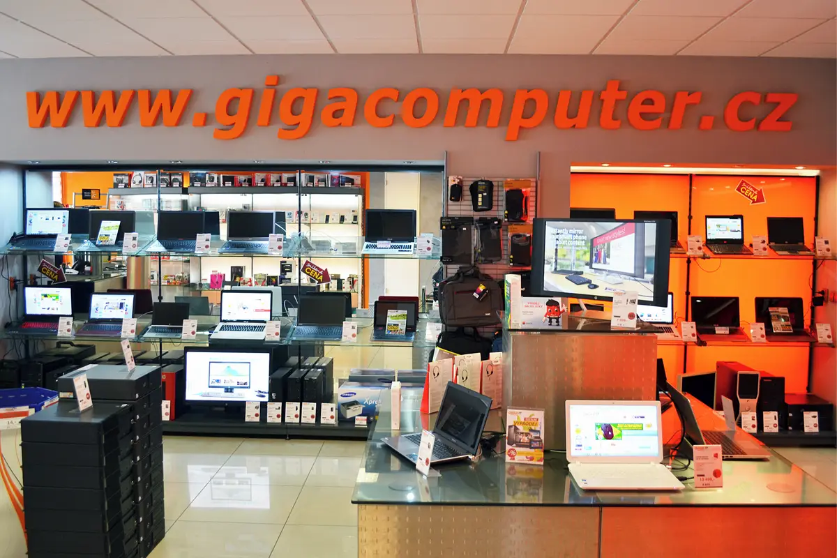 GIGACOMPUTER
