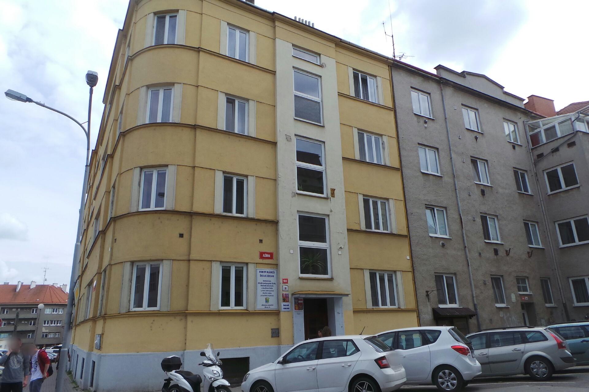 Gymnázium a Střední pedagogická škola, Obchodní akademie a Jazyková škola s právem státní jazykové zkoušky Znojmo - Školní jídelna