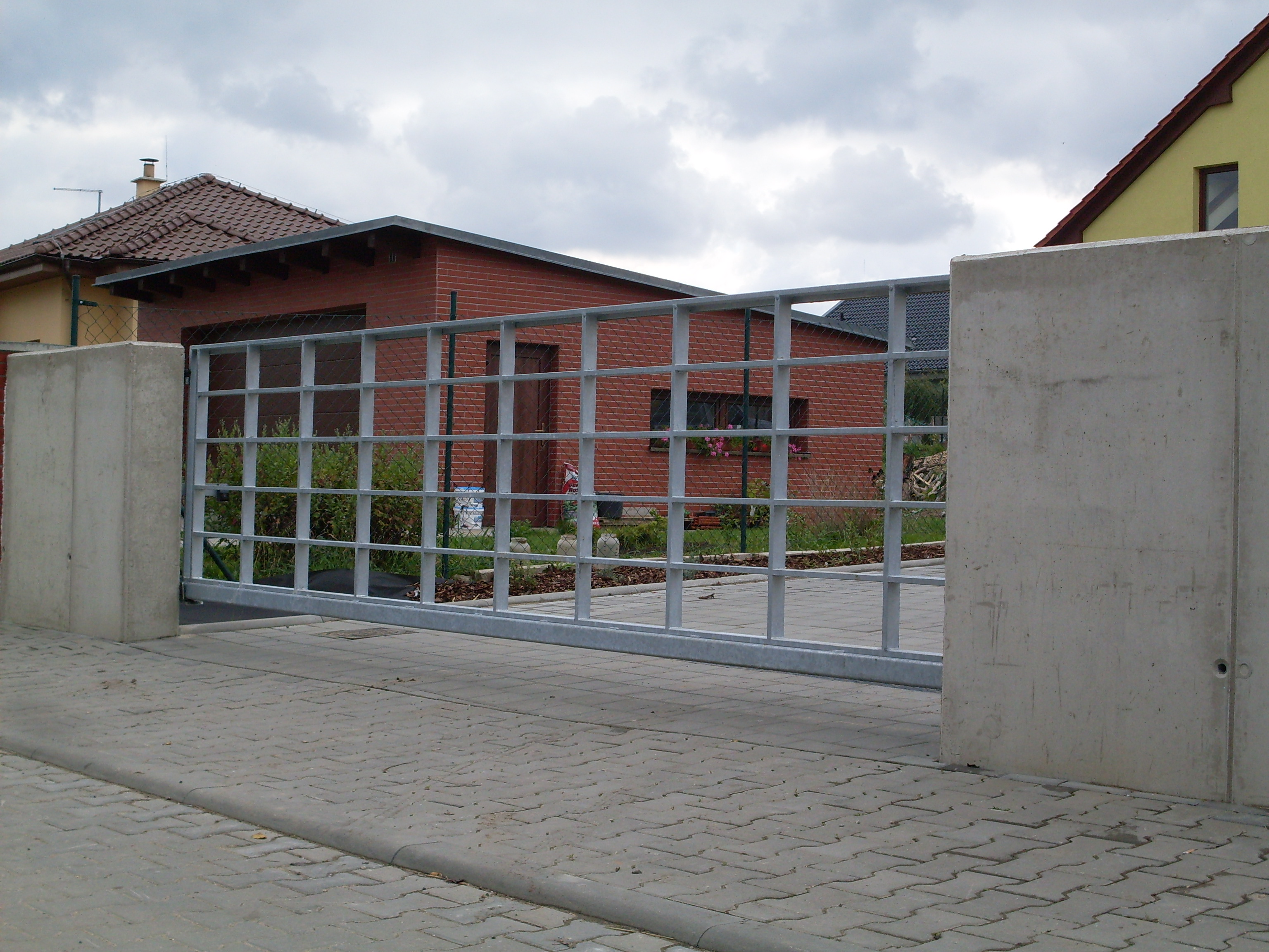 BPZ Metal s.r.o. - BRÁNY PLOTY ZÁBRADLÍ foto 4