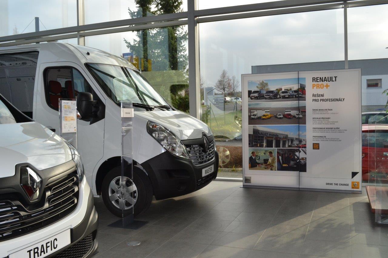 Pyramida Průhonice - Renault a Dacia foto 5