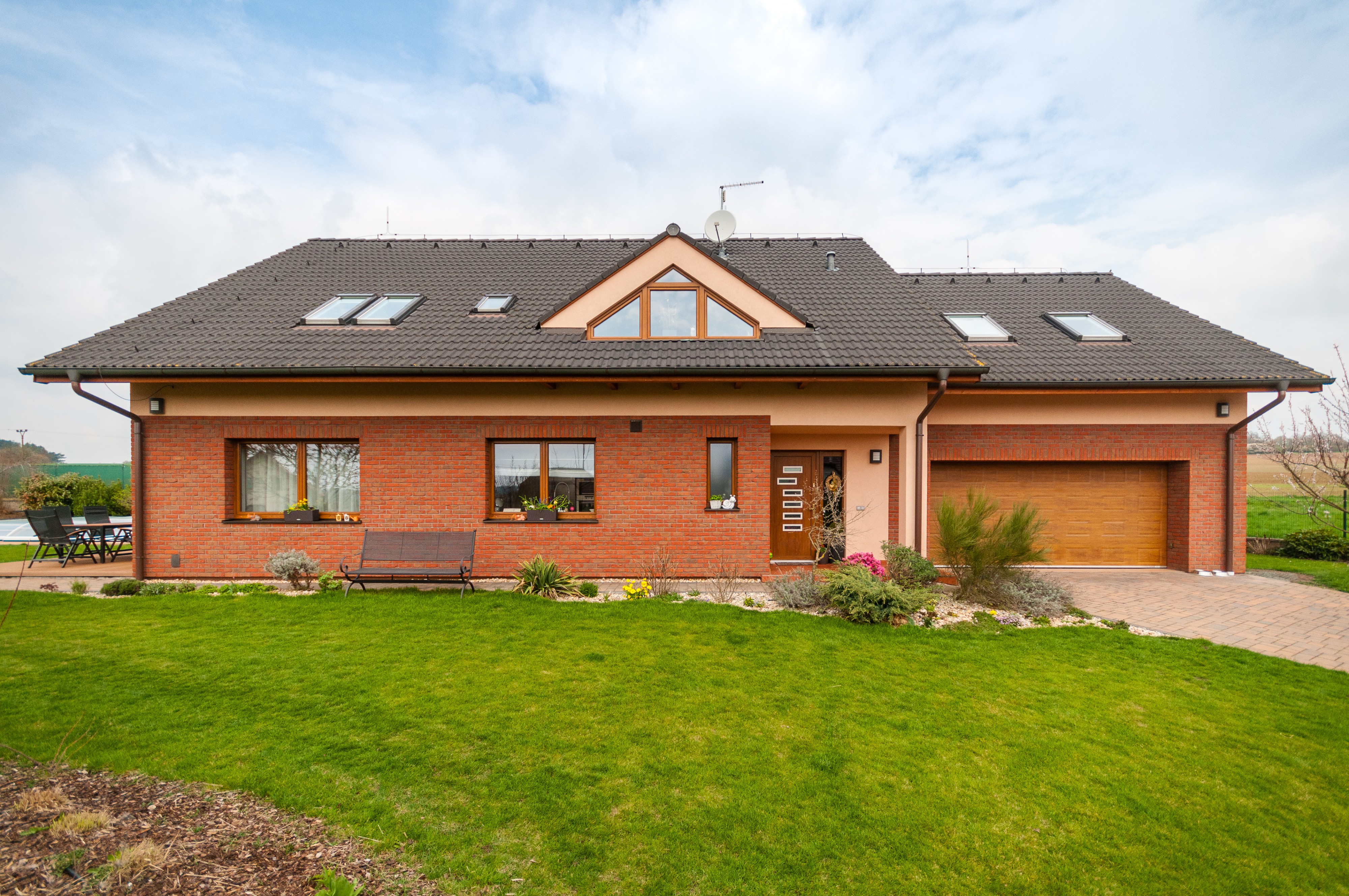 JIS okna a dveře foto 4