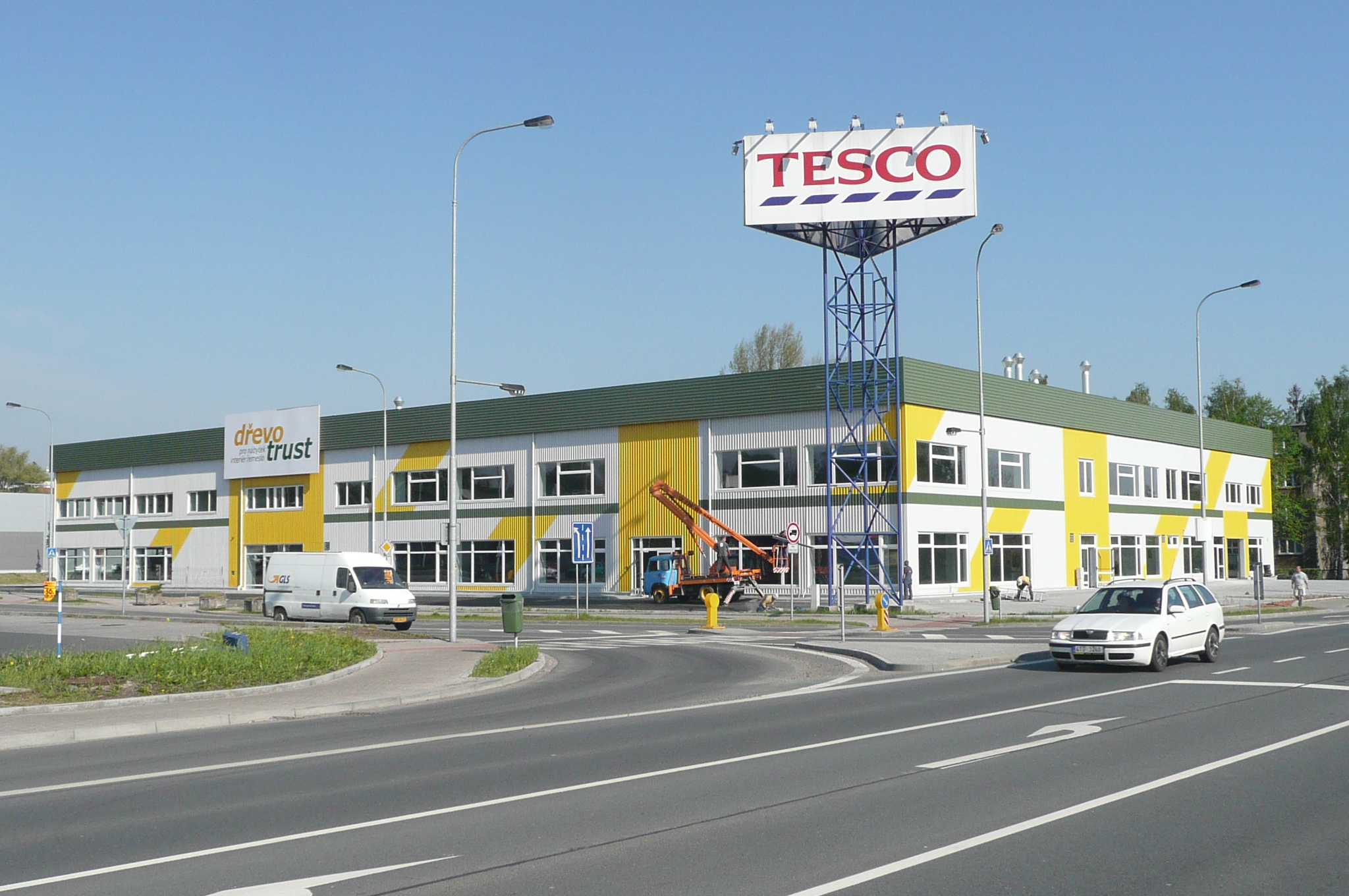 LLENTAB - Stavíme montované haly foto 4