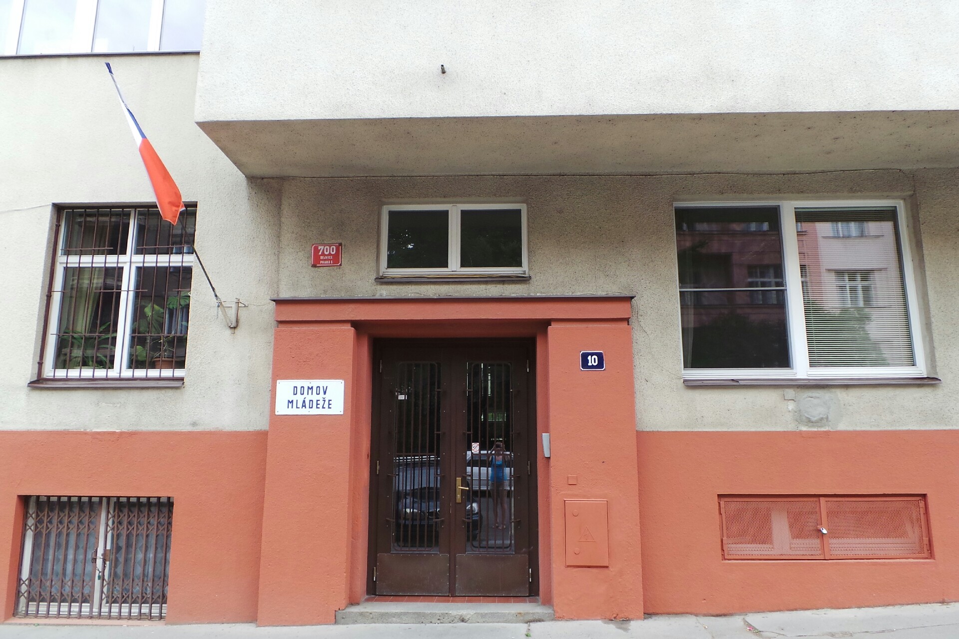 Domov mládeže a školní jídelna Praha 6 - Dejvice