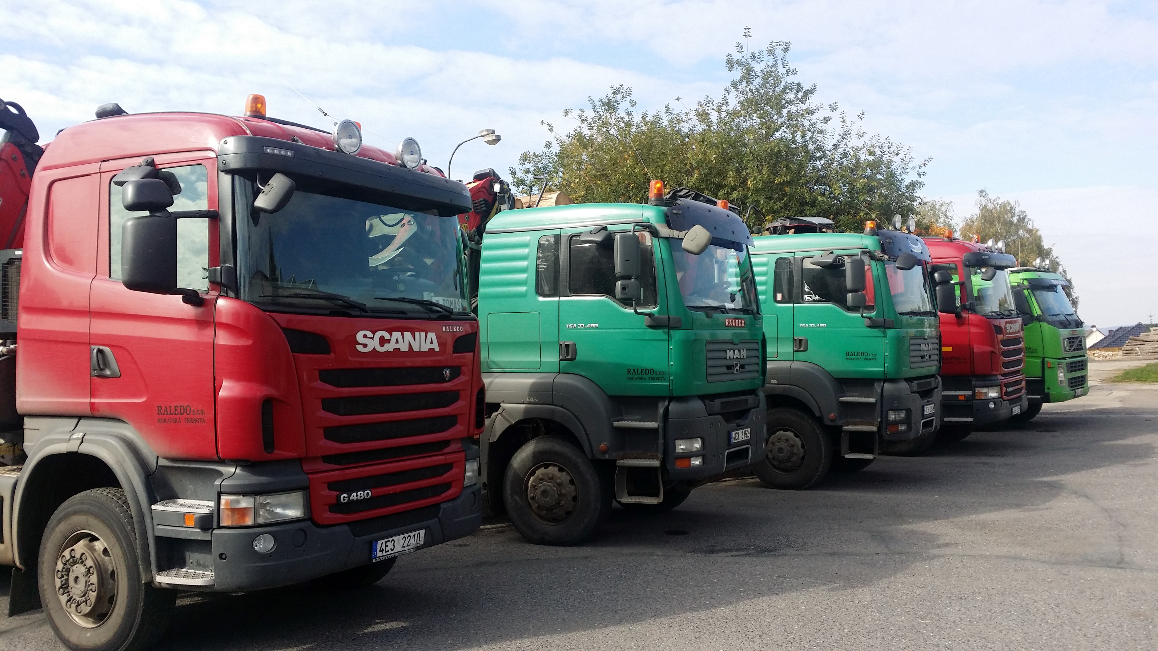 RALEDO - autodoprava, speciální přeprava dřeva foto 3